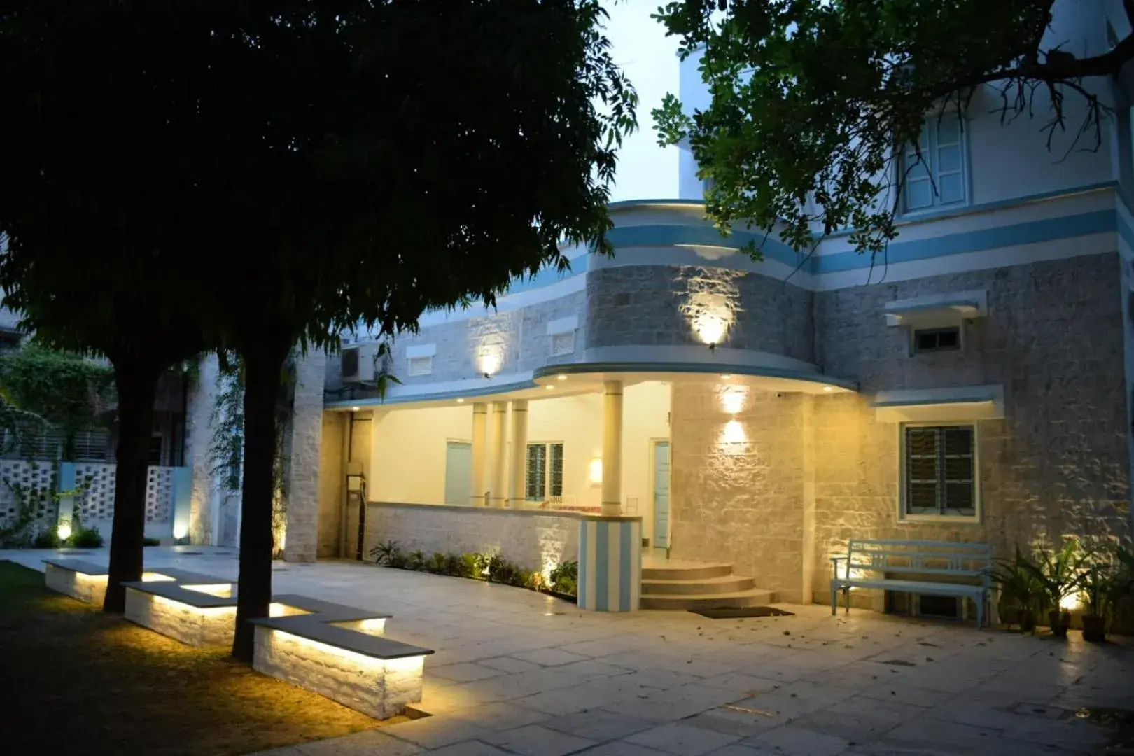 Facade/entrance, Property Building in Jaipur Jantar Hostel