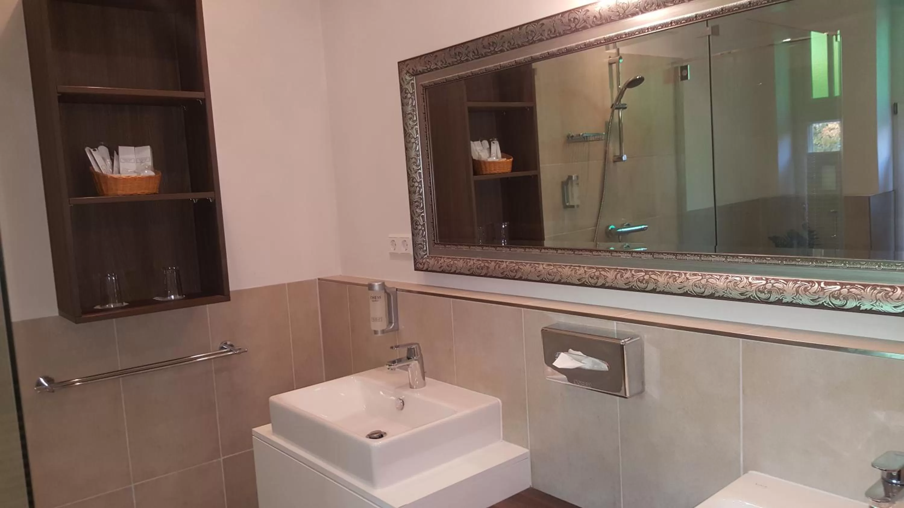 Bathroom in Faldernpoort