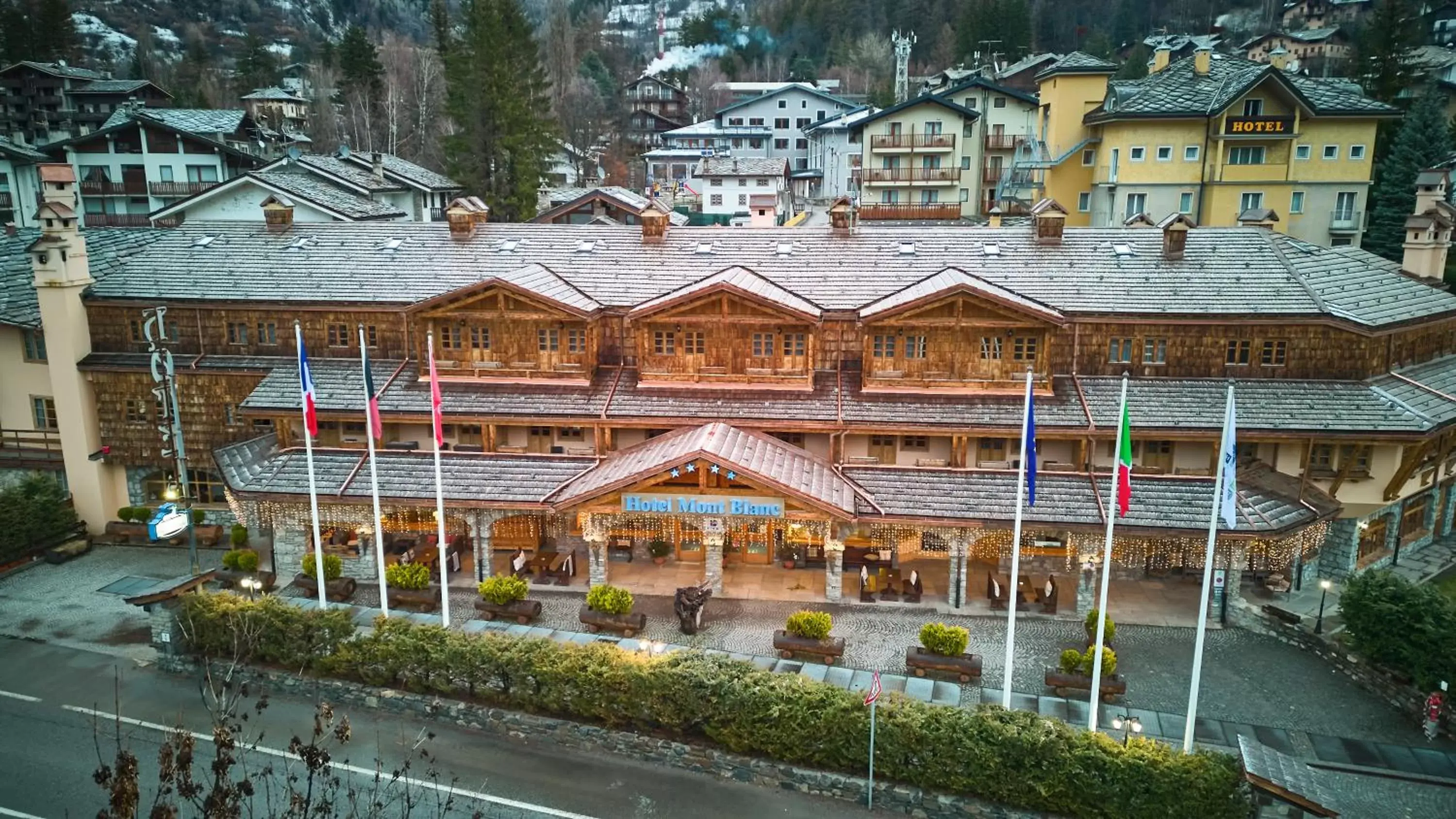 Property building in iH Hotels Courmayeur Mont Blanc