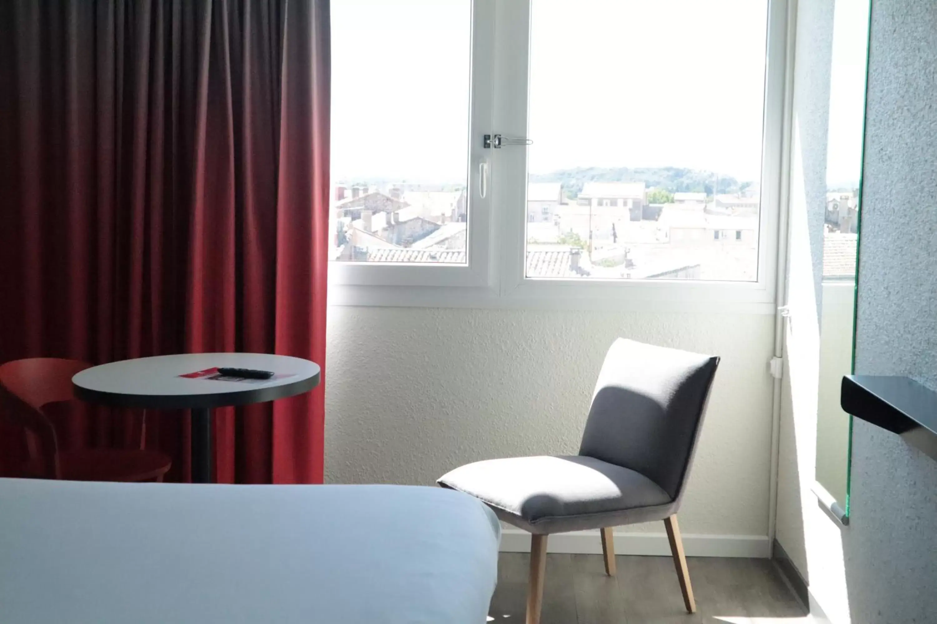 Living room, Seating Area in Ibis Alès Centre Ville