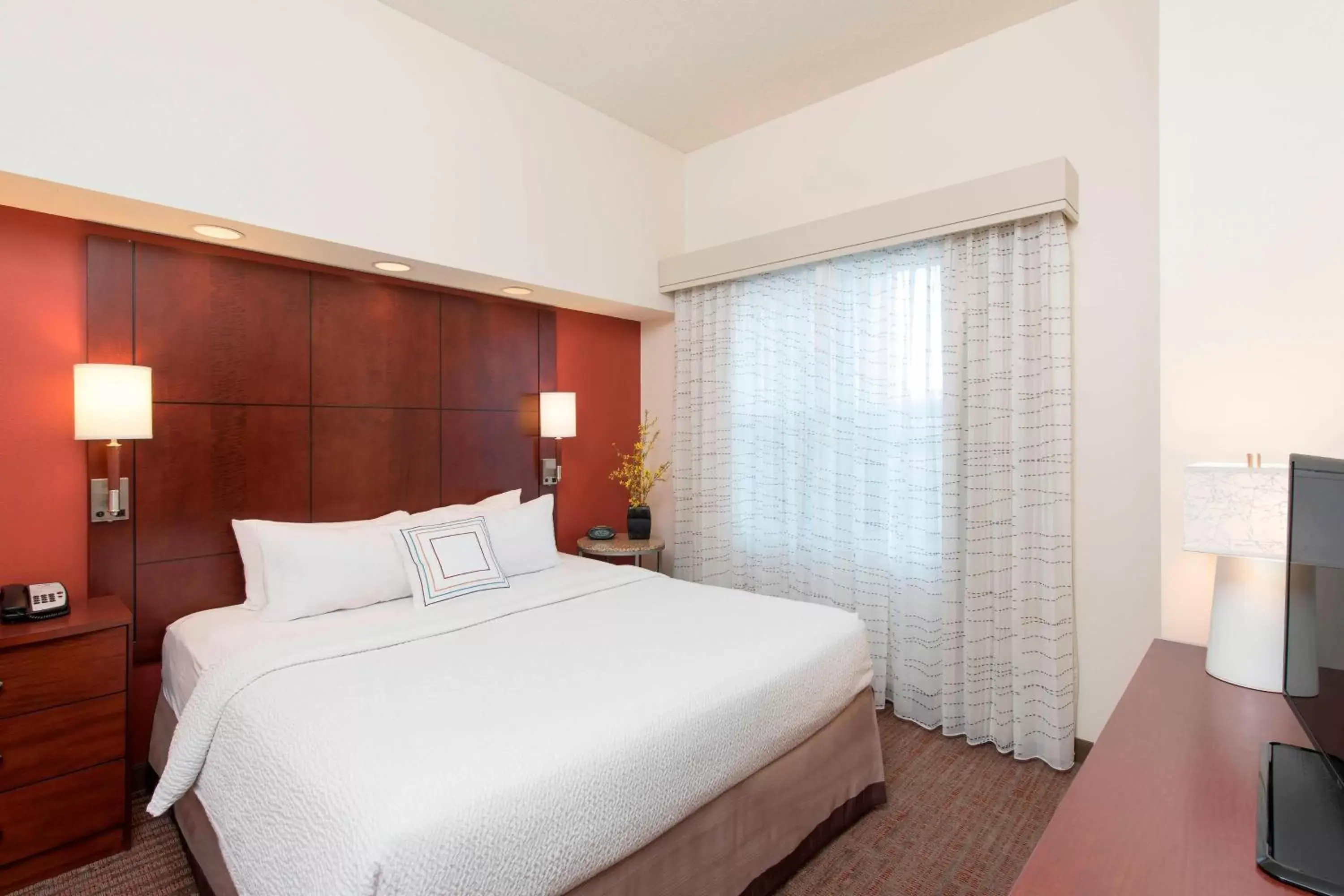 Bedroom, Bed in Residence Inn Moline Quad Cities