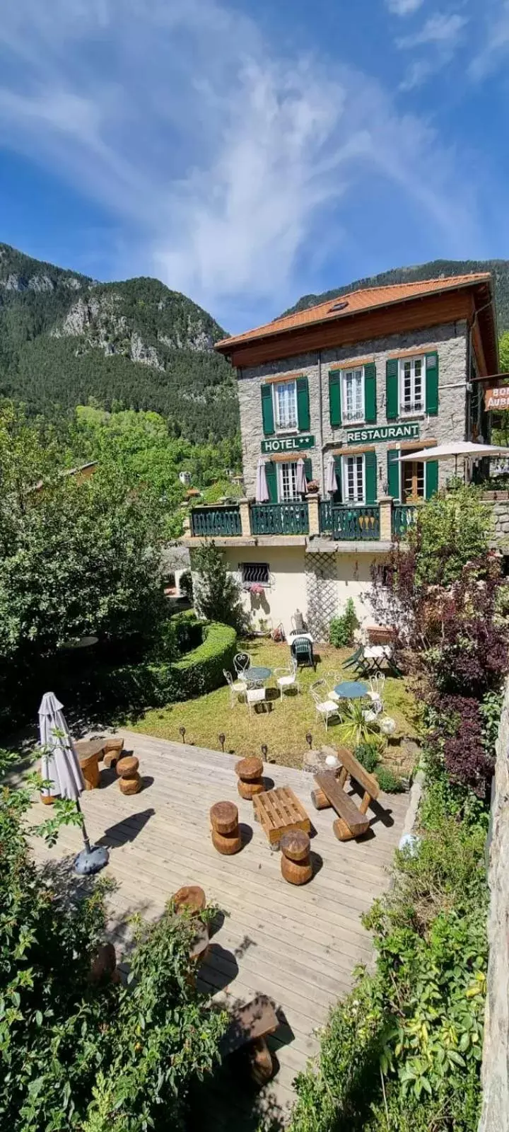 Property Building in La Bonne Auberge