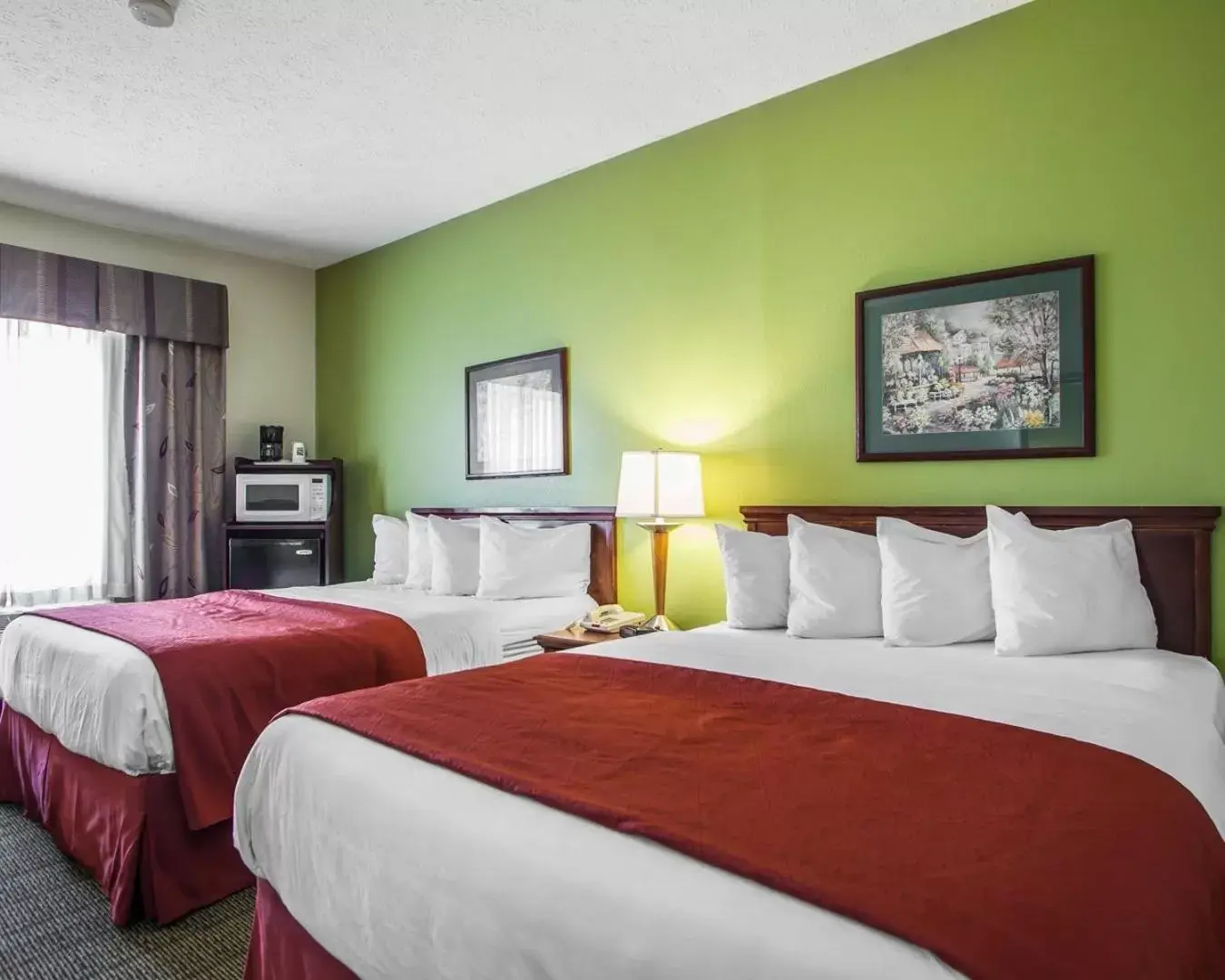 Double Room with Two Queen Beds in Quality Inn Florence Muscle Shoals