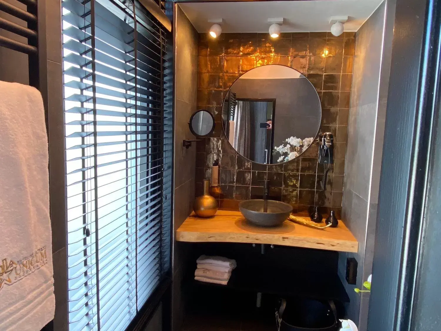 Royal Deluxe Double Room in Hotel-Restaurant Unicum Elzenhagen Royal Deluxe Double Room in Hotel-Restaurant Unicum Elzenhagen