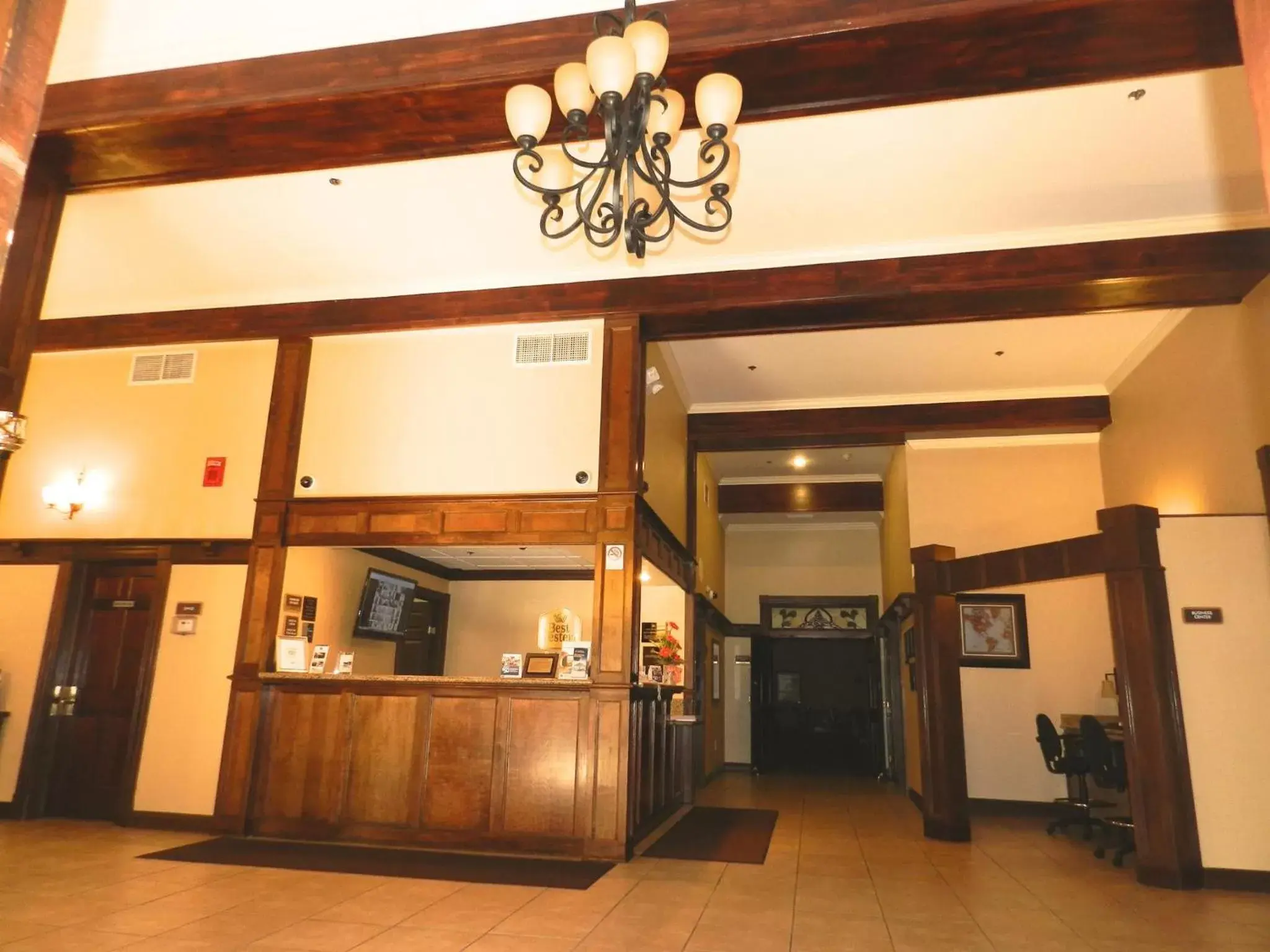 Lobby or reception in Best Western Park Hotel