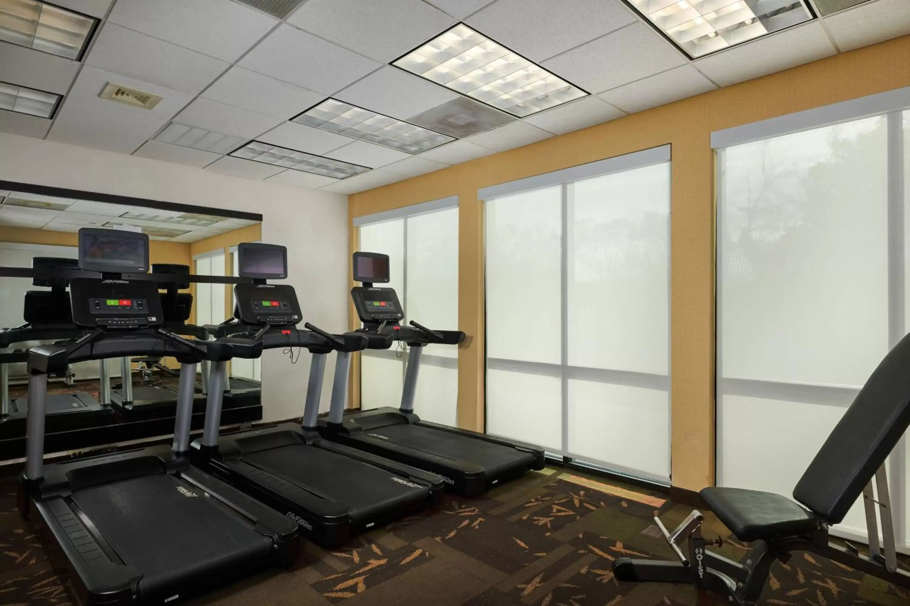 Fitness centre/facilities, Fitness Center/Facilities in Courtyard Bristol