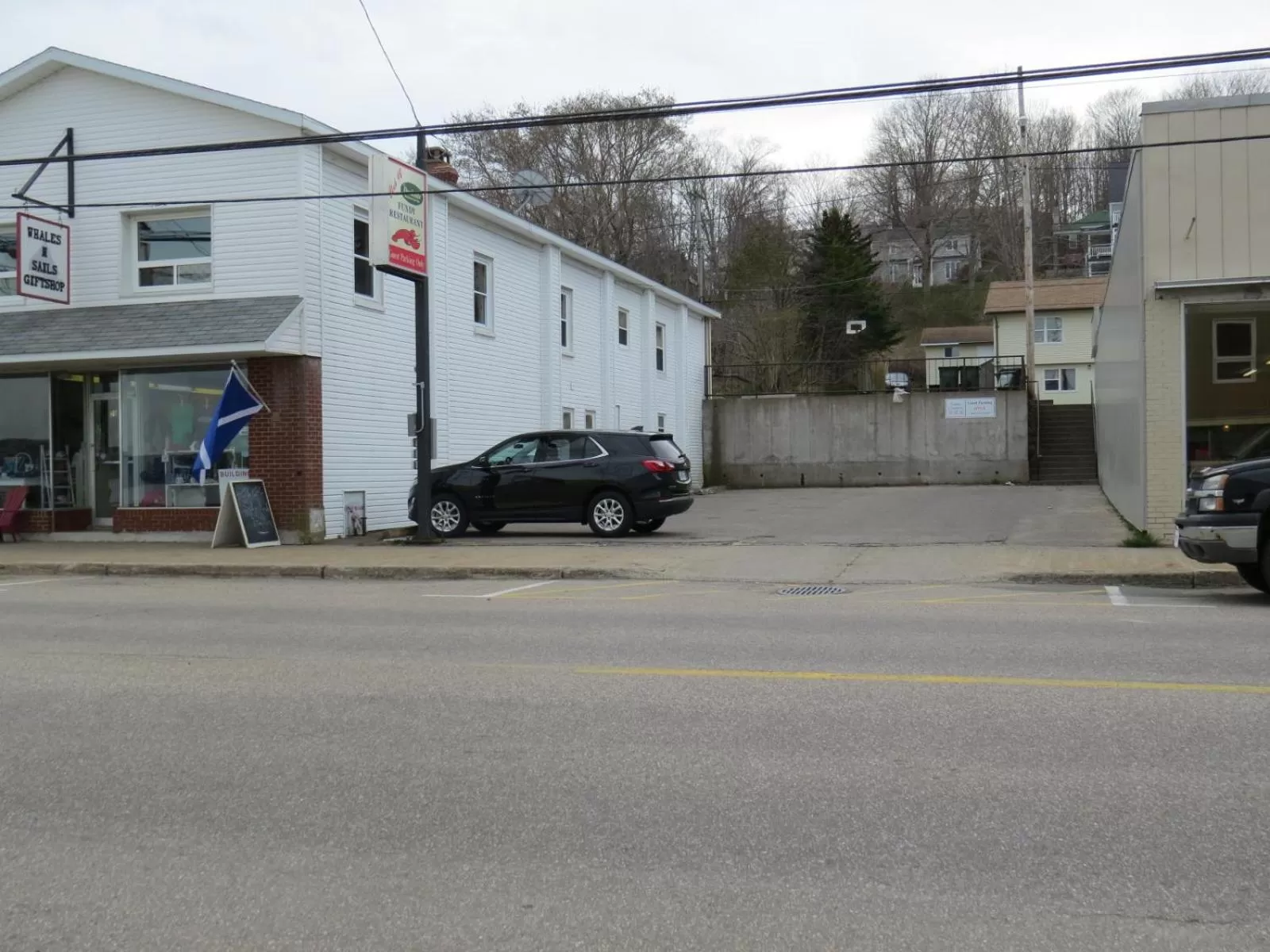 Property Building in Dockside Suites