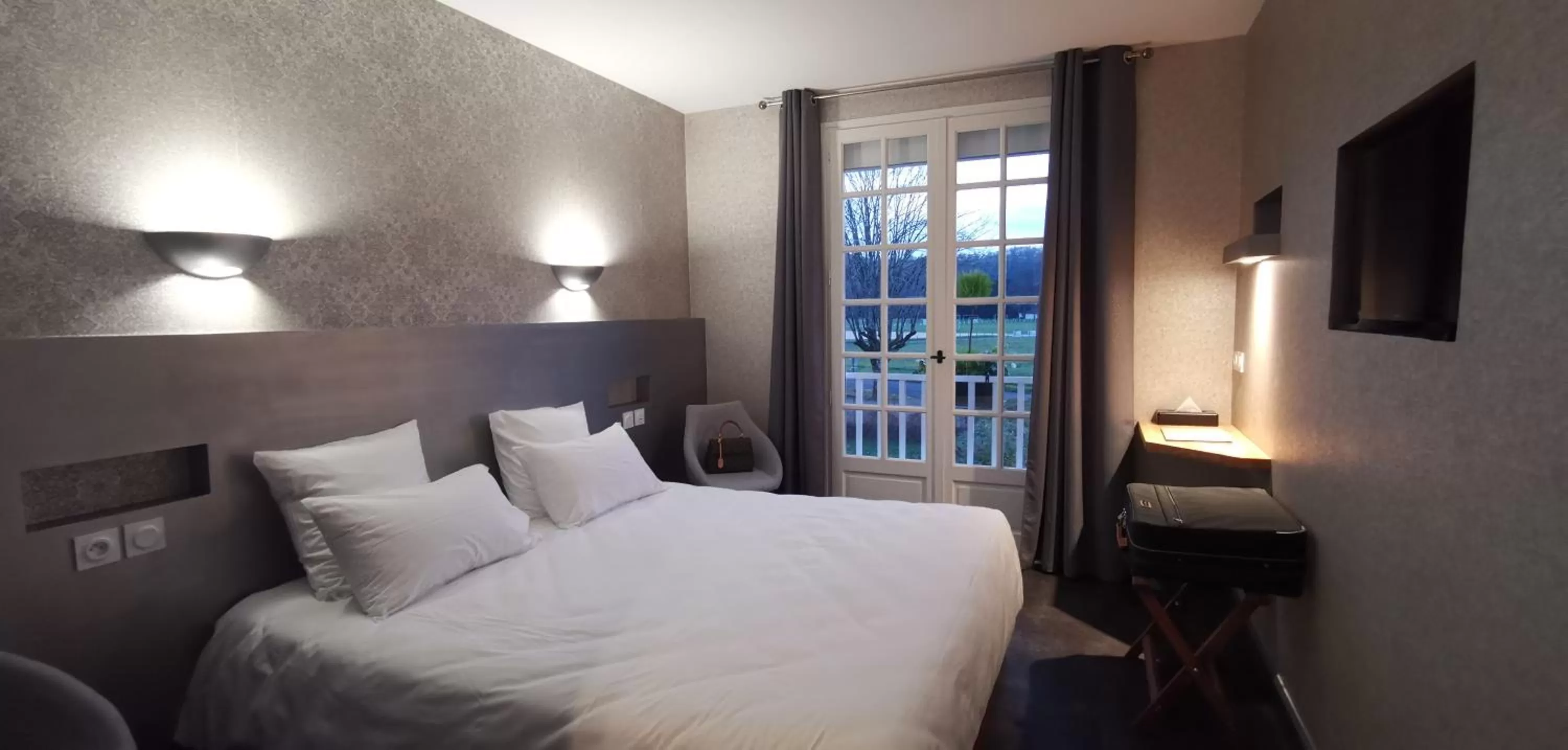 Bedroom, Bed in L'Auberge