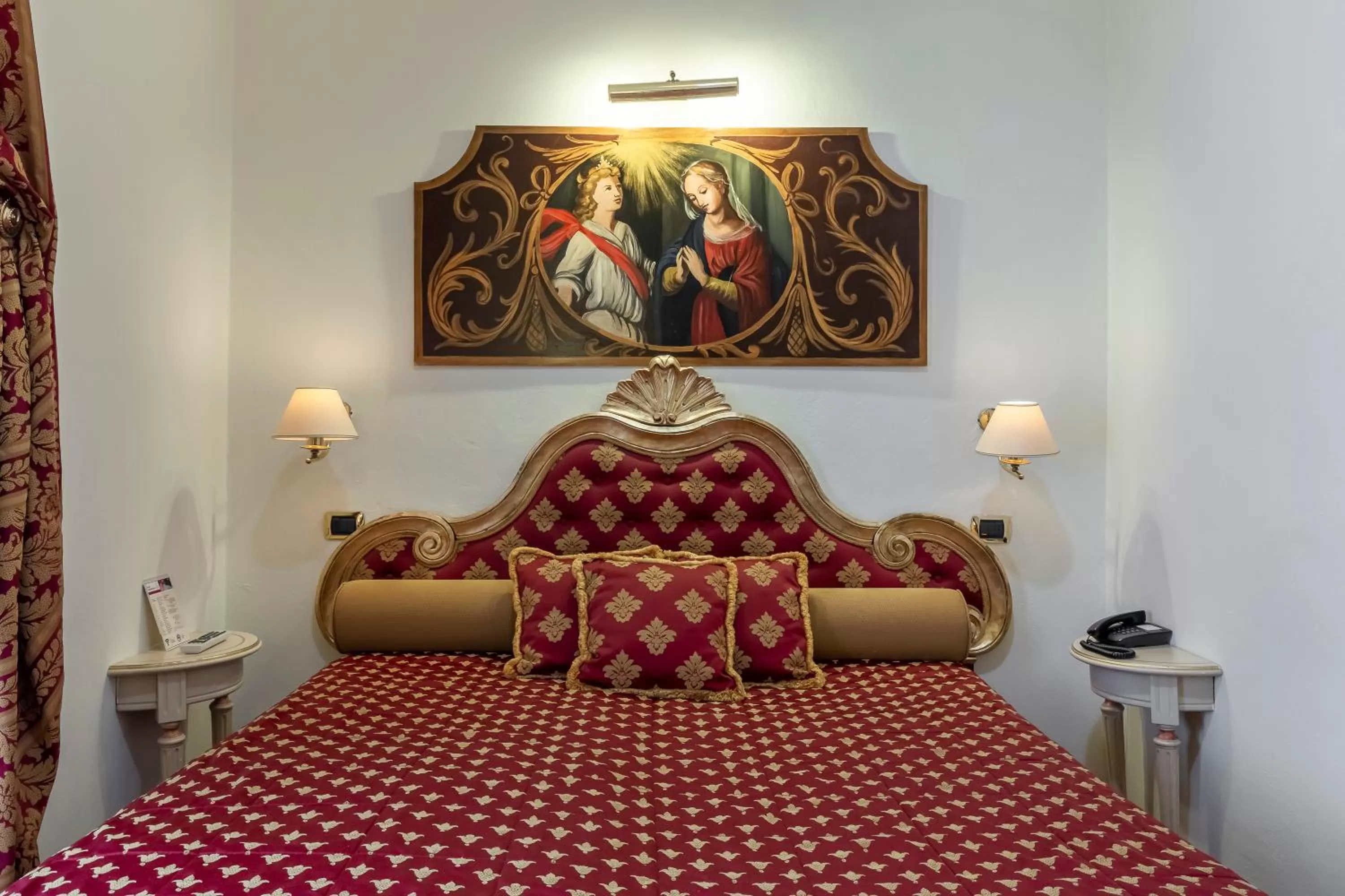 Bed in Hotel Columbia Wellness & Spa