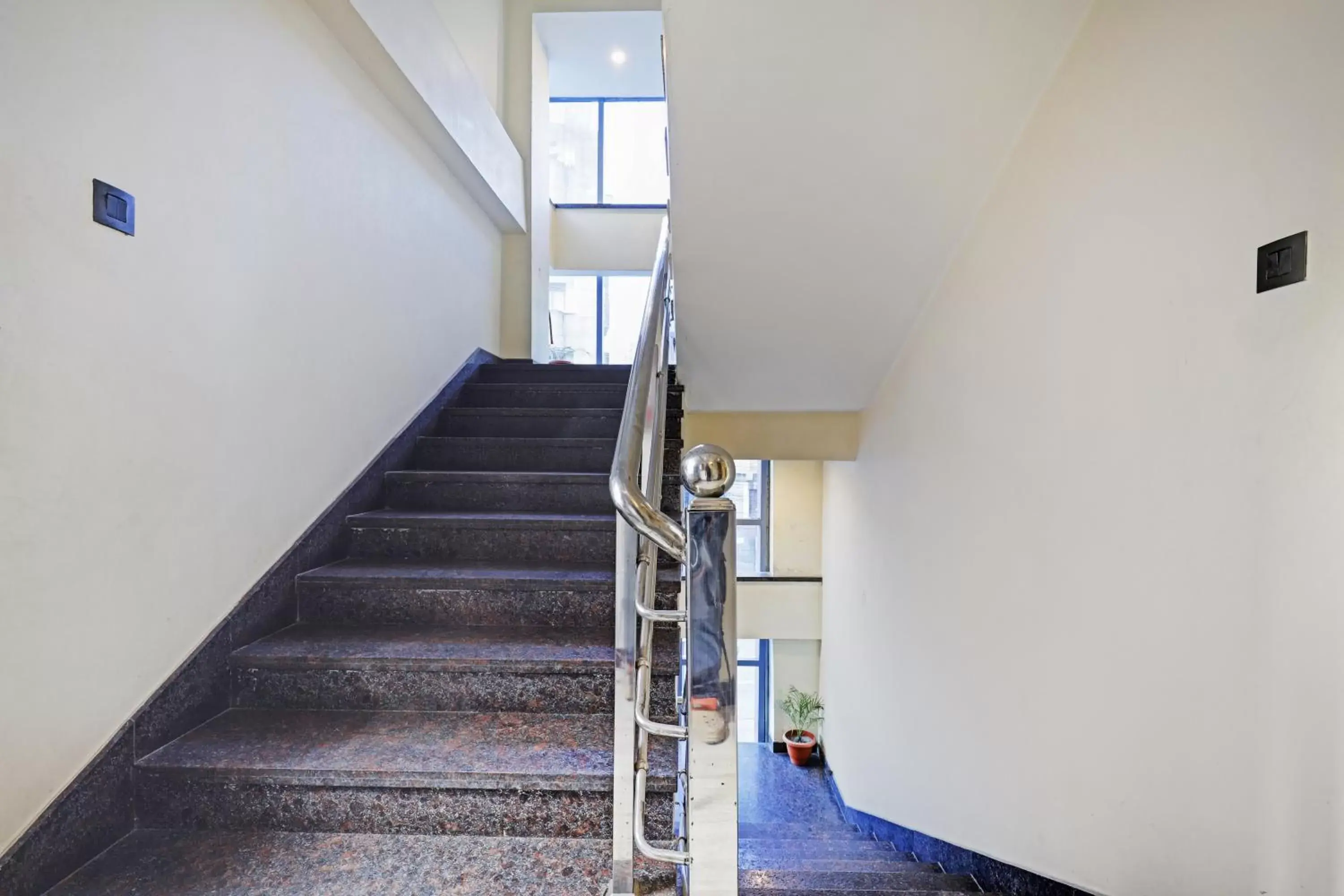 Lobby or reception in Itsy Hotels Ransu Residency Lobby or reception in Itsy Hotels Ransu Residency