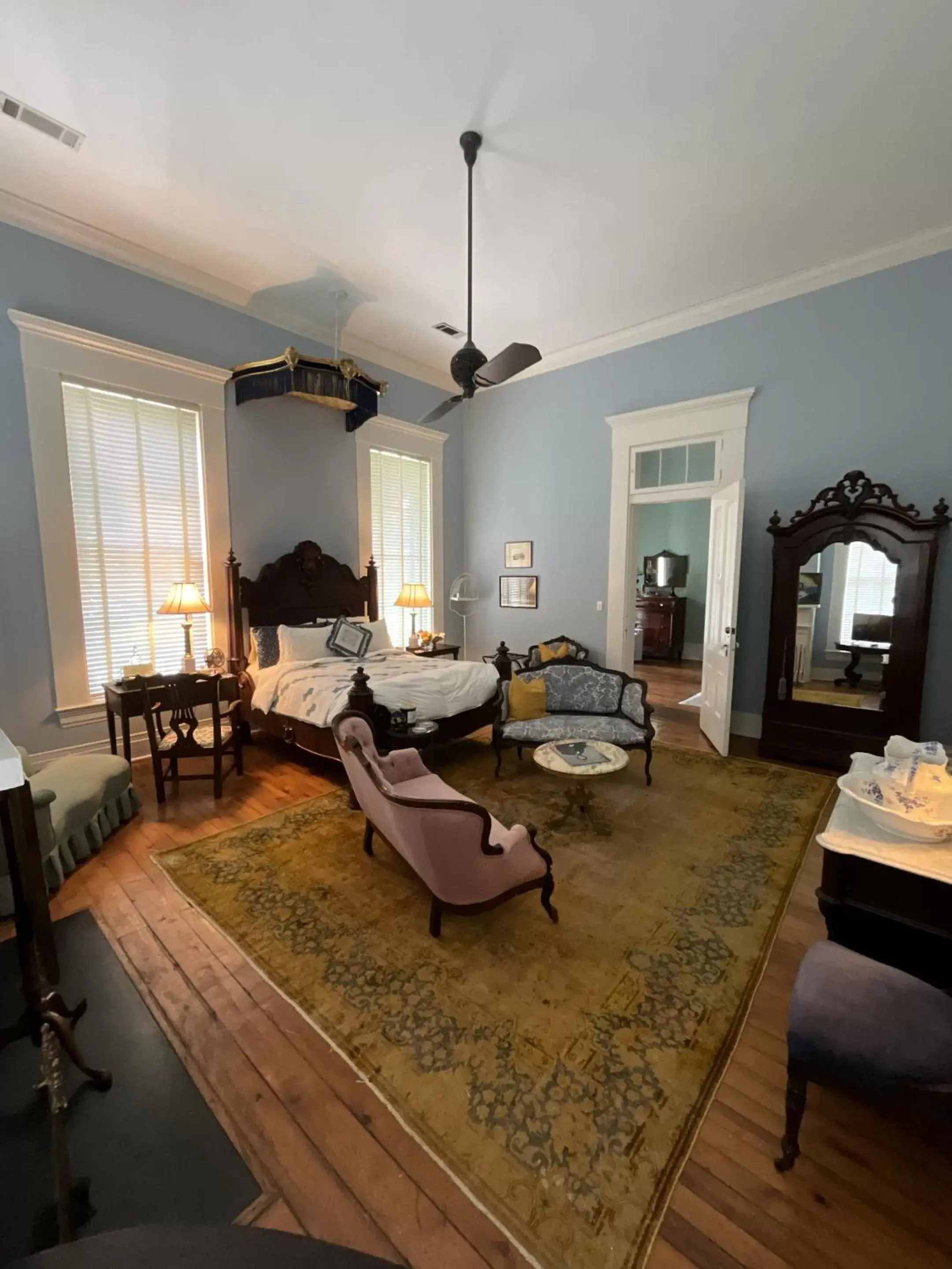 One-Bedroom Suite in The Belmont 1857