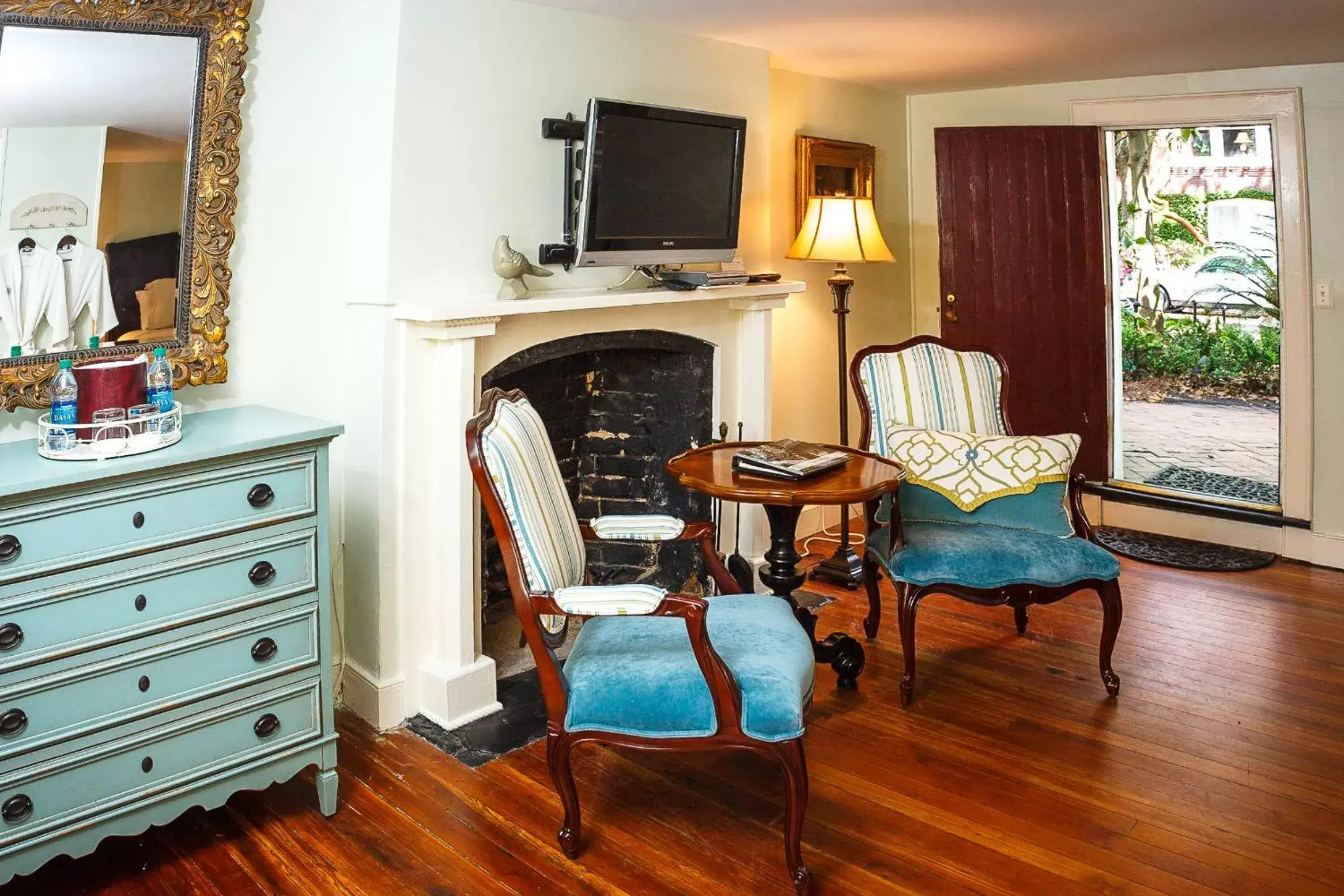 Bedroom, Seating Area in Eliza Thompson House, Historic Inns of Savannah Collection