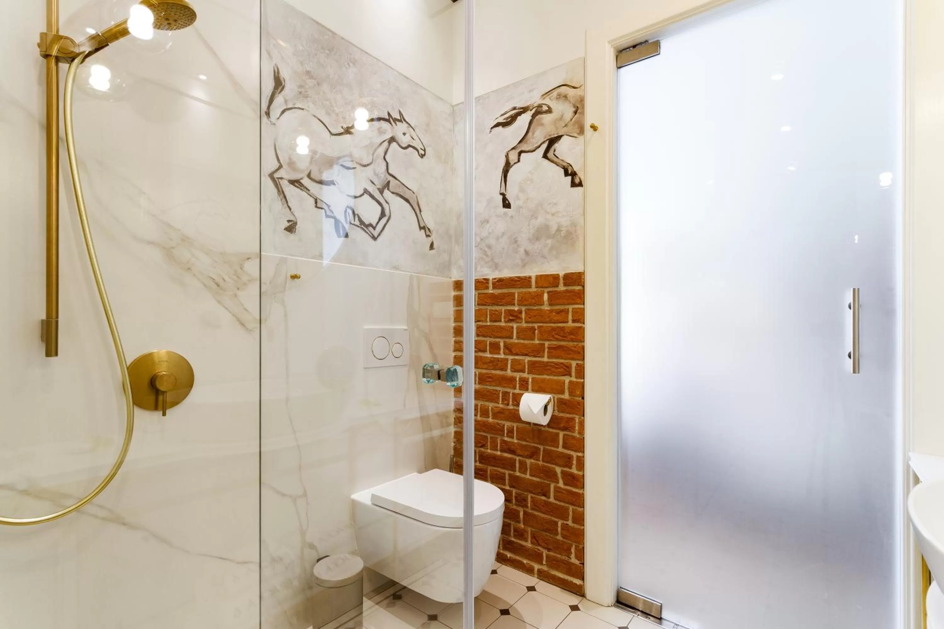 Toilet in Apartamenty Bracka 6