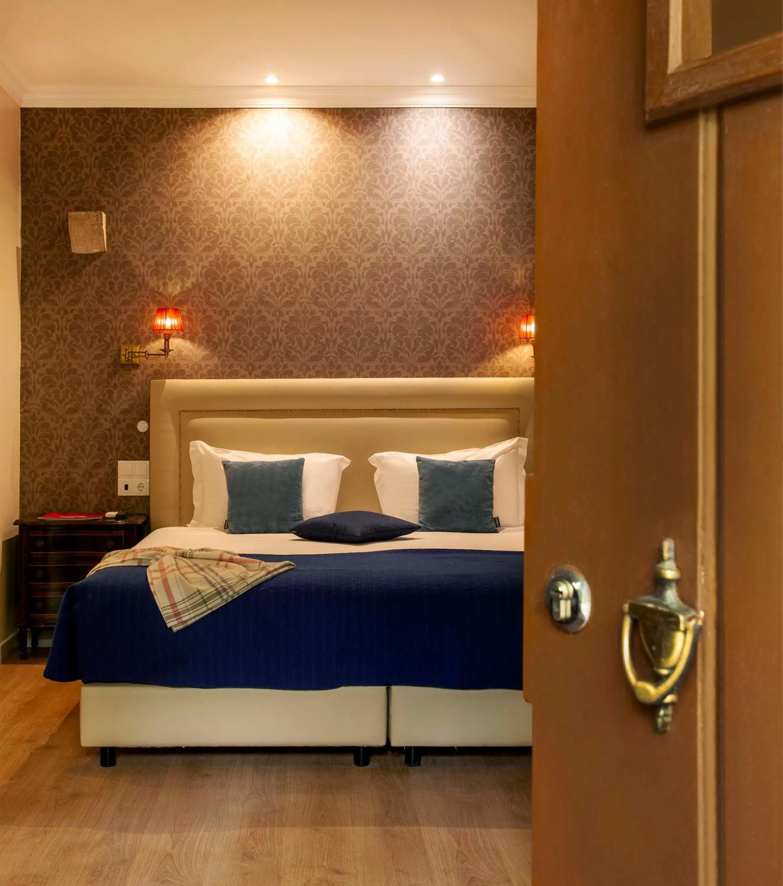 Bedroom, Bed in Palácio de Sintra Boutique House