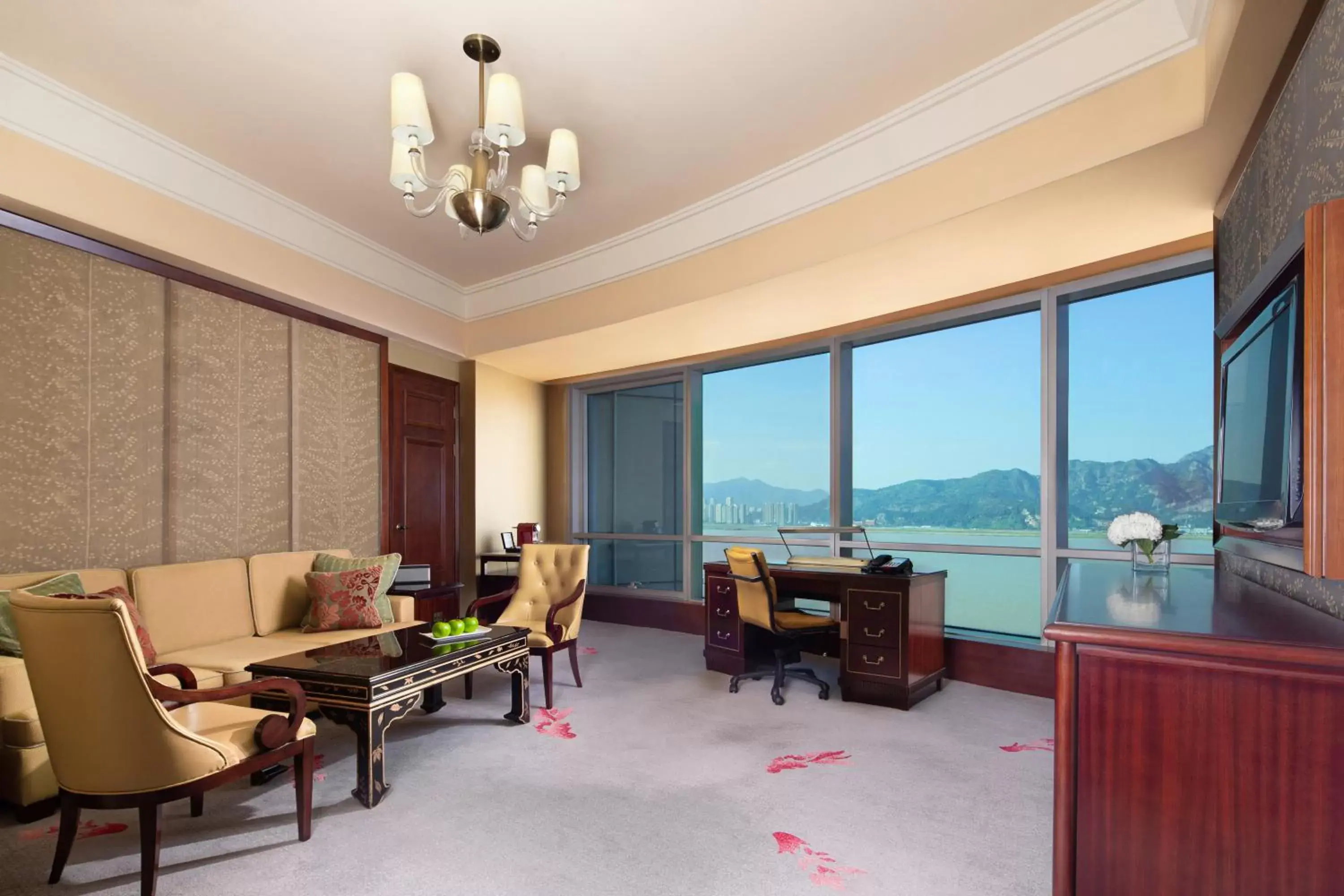 Living room in Shangri-La Wenzhou