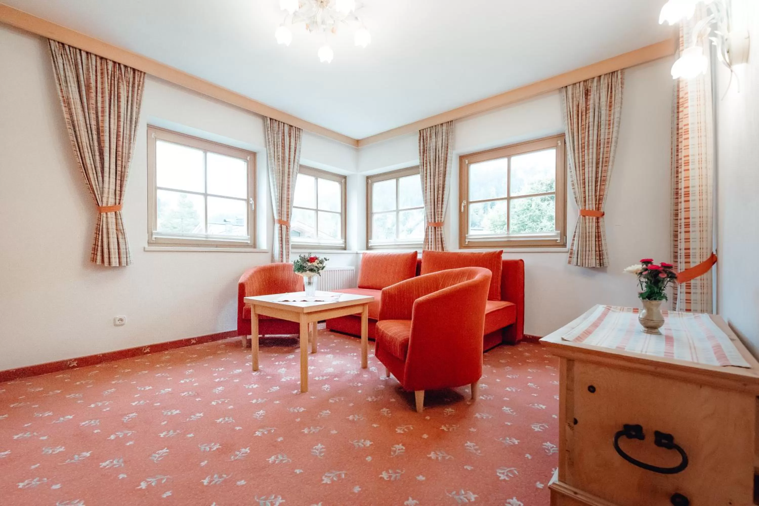 Living room in Zimmer & Ferienwohnungen Dandler