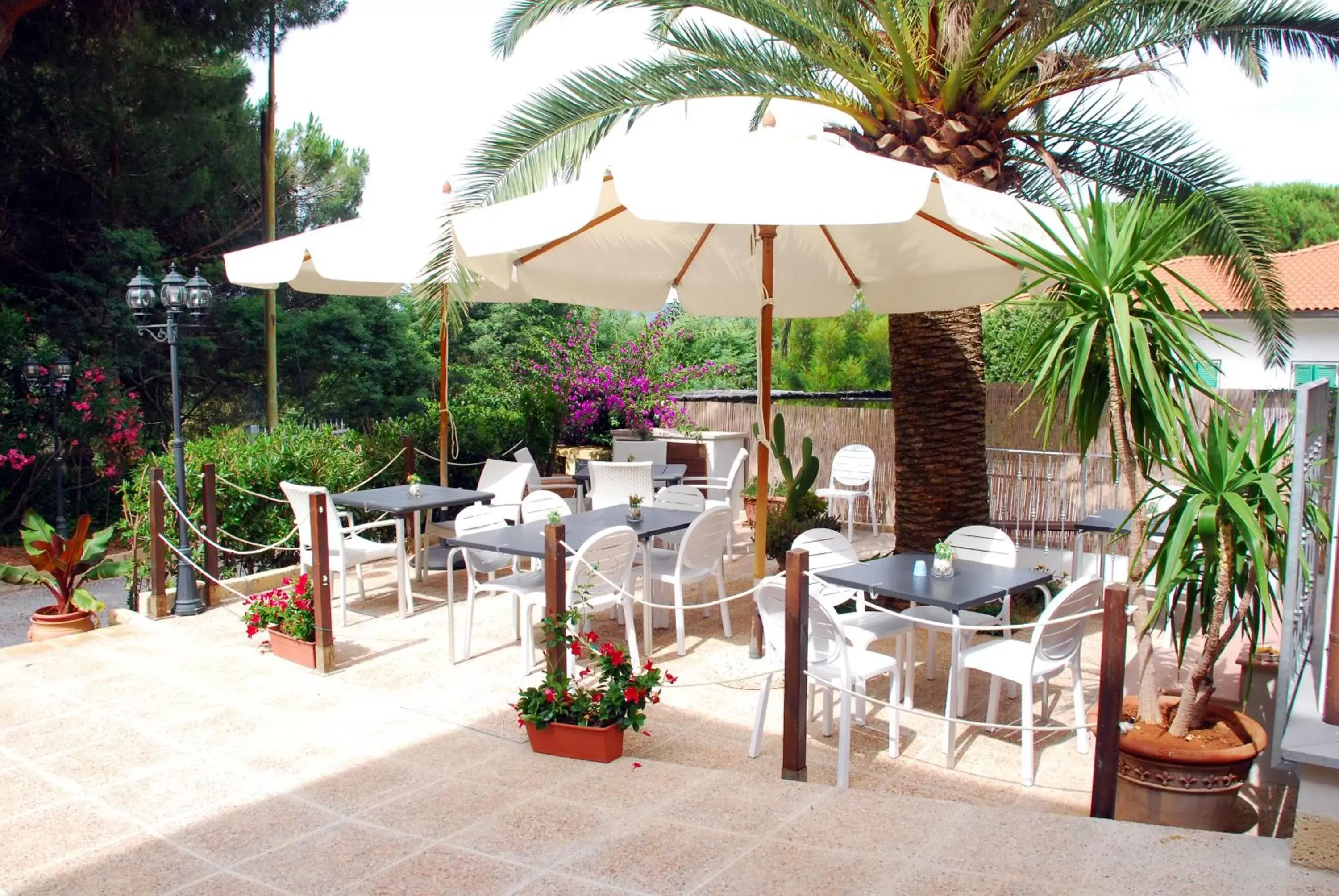 Patio in Hotel Villa Wanda