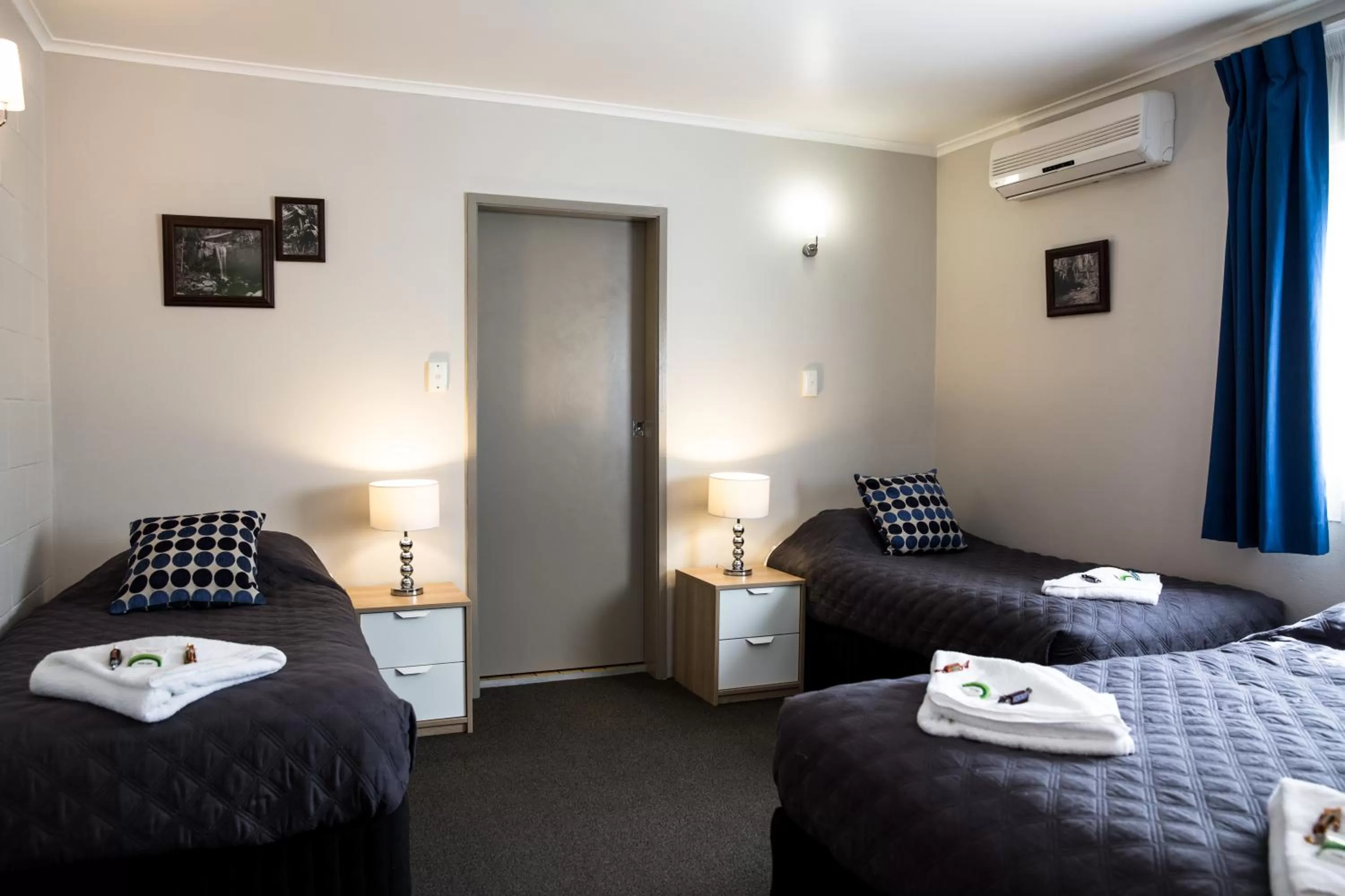 Family Suite in Tall Trees Motel Mountain Retreat