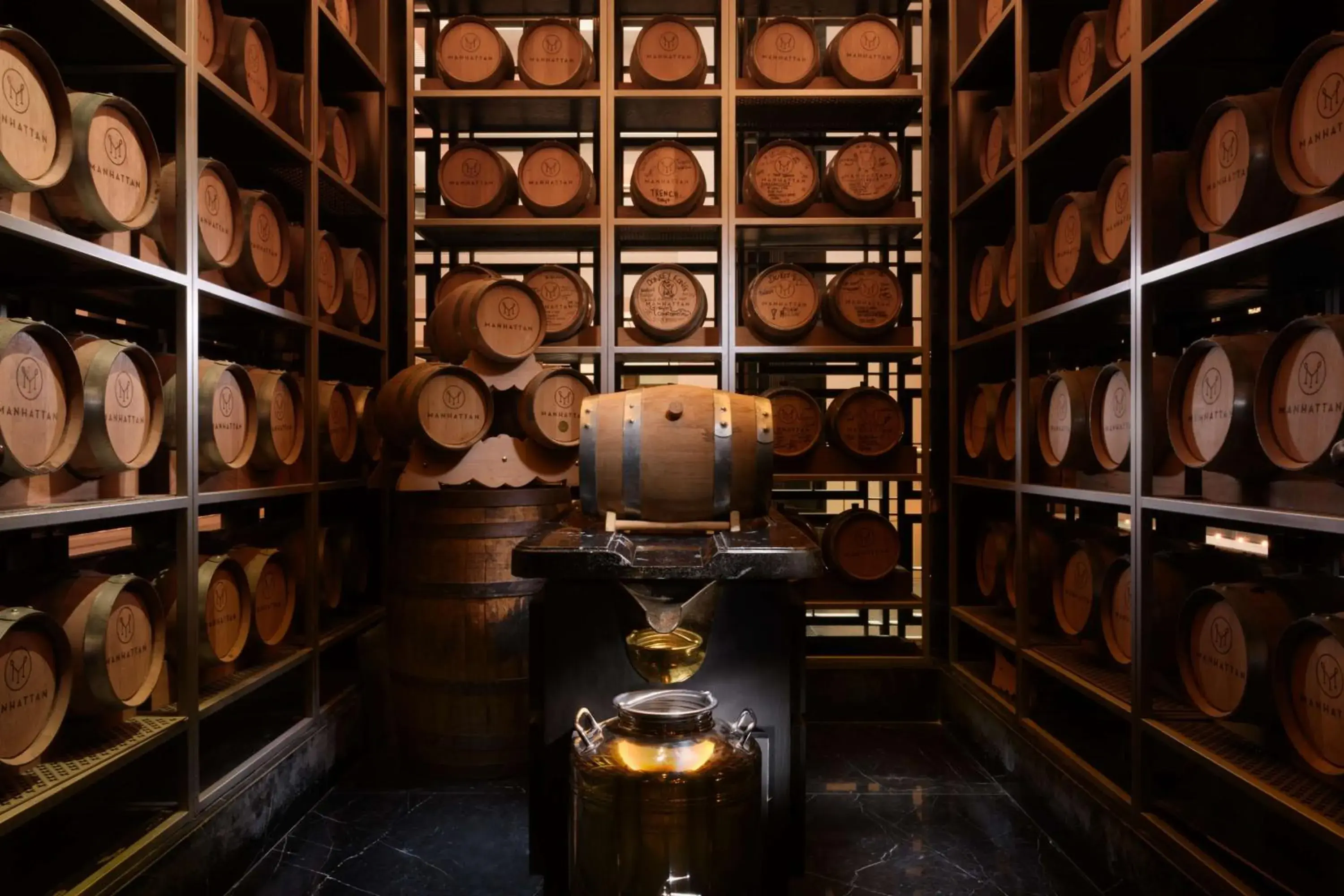 Restaurant/places to eat in Conrad Singapore Orchard Restaurant/places to eat in Conrad Singapore Orchard