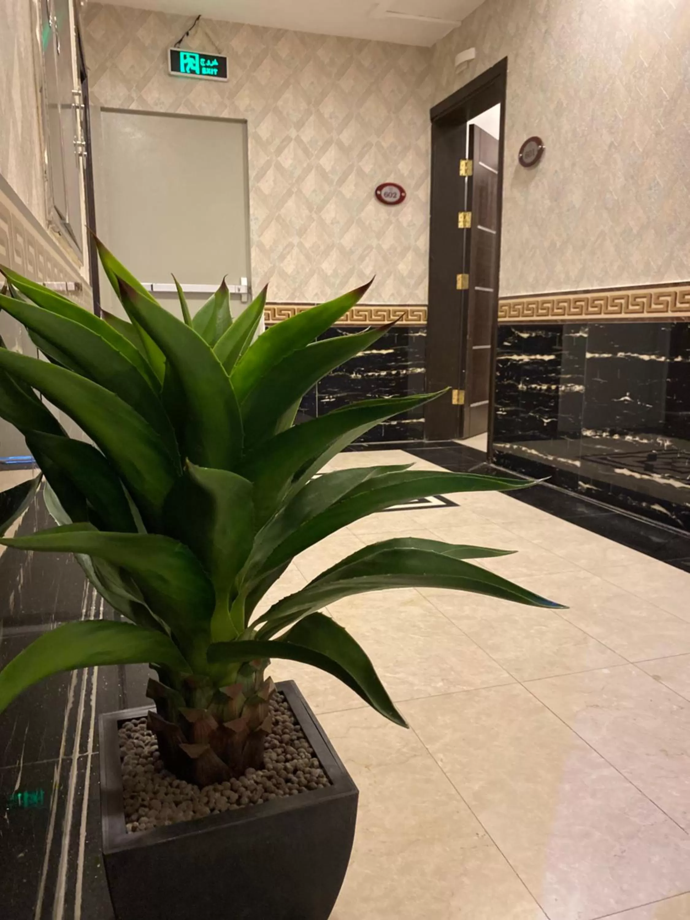 Property building in شقق ارين البساتين