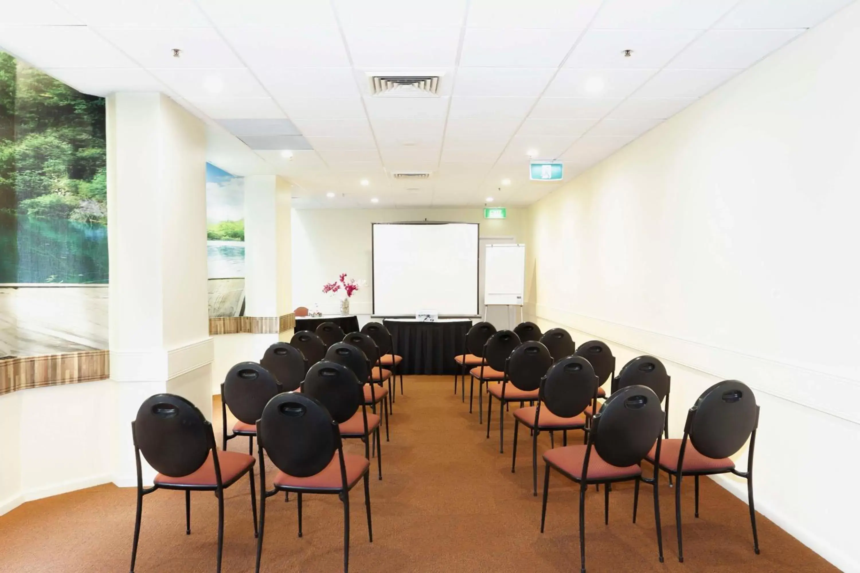 Meeting/conference room in Metro Hotel Marlow Sydney Central