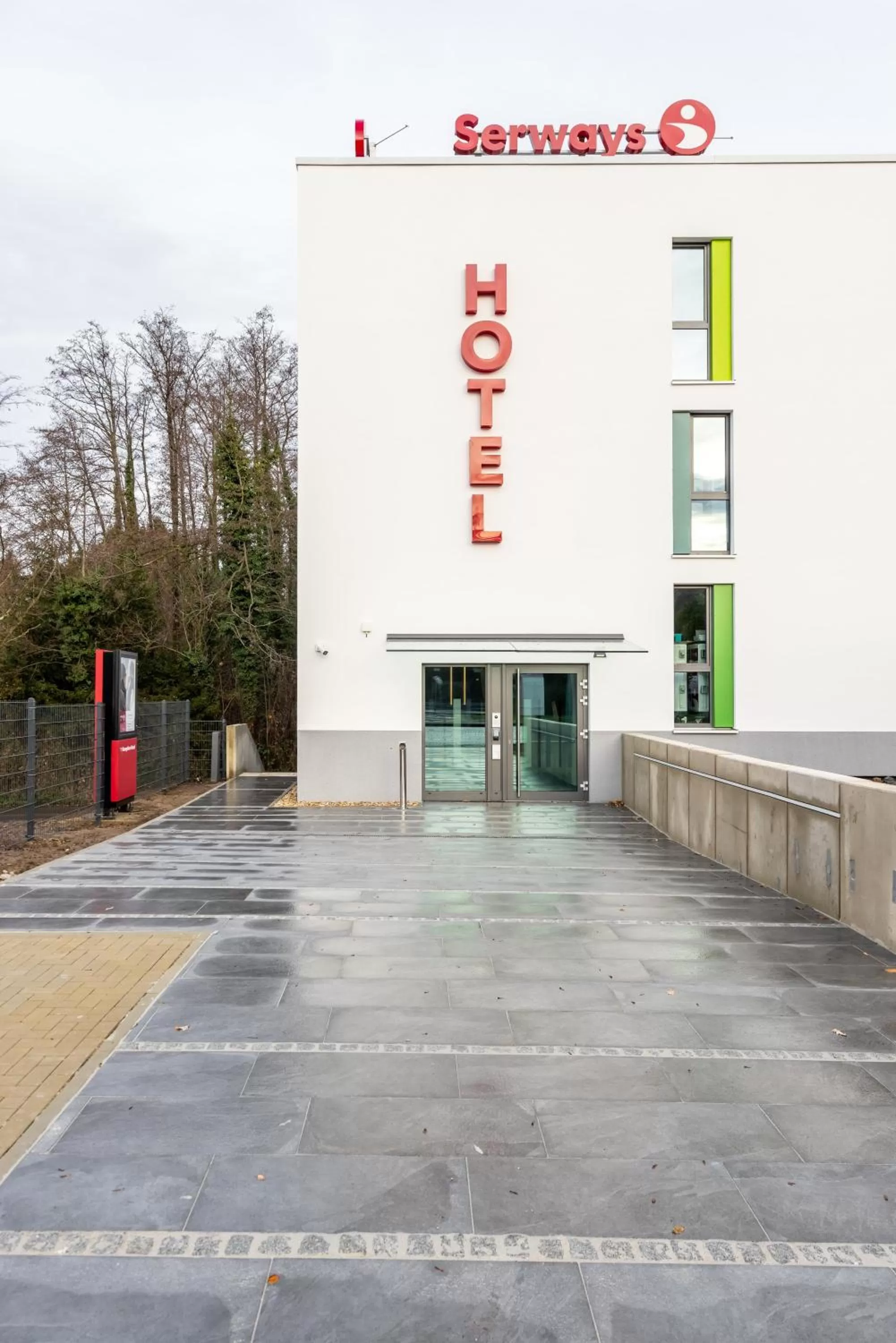 Facade/entrance in Serways Hotel Hösel