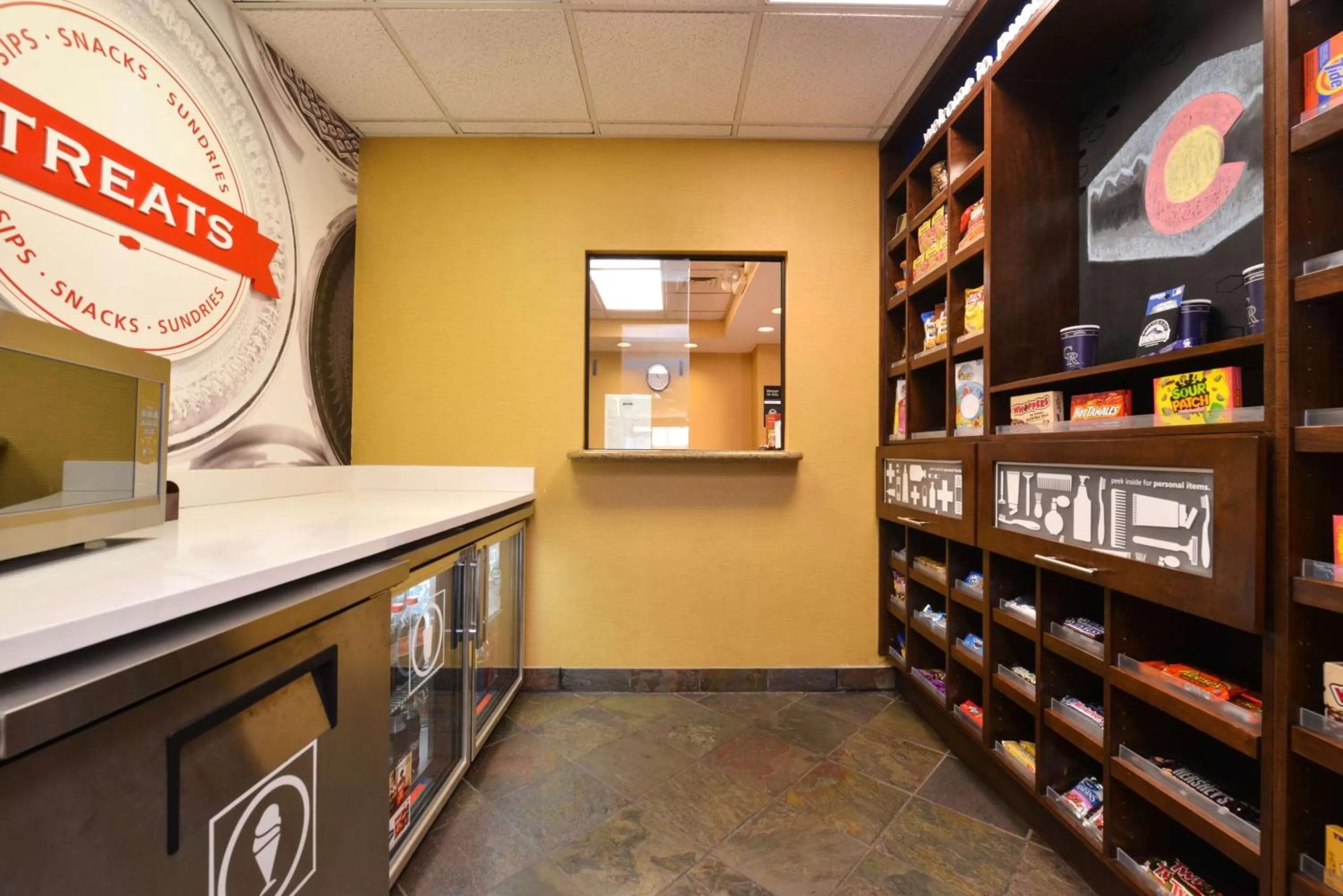 Restaurant/places to eat in Hampton Inn & Suites Pueblo-Southgate