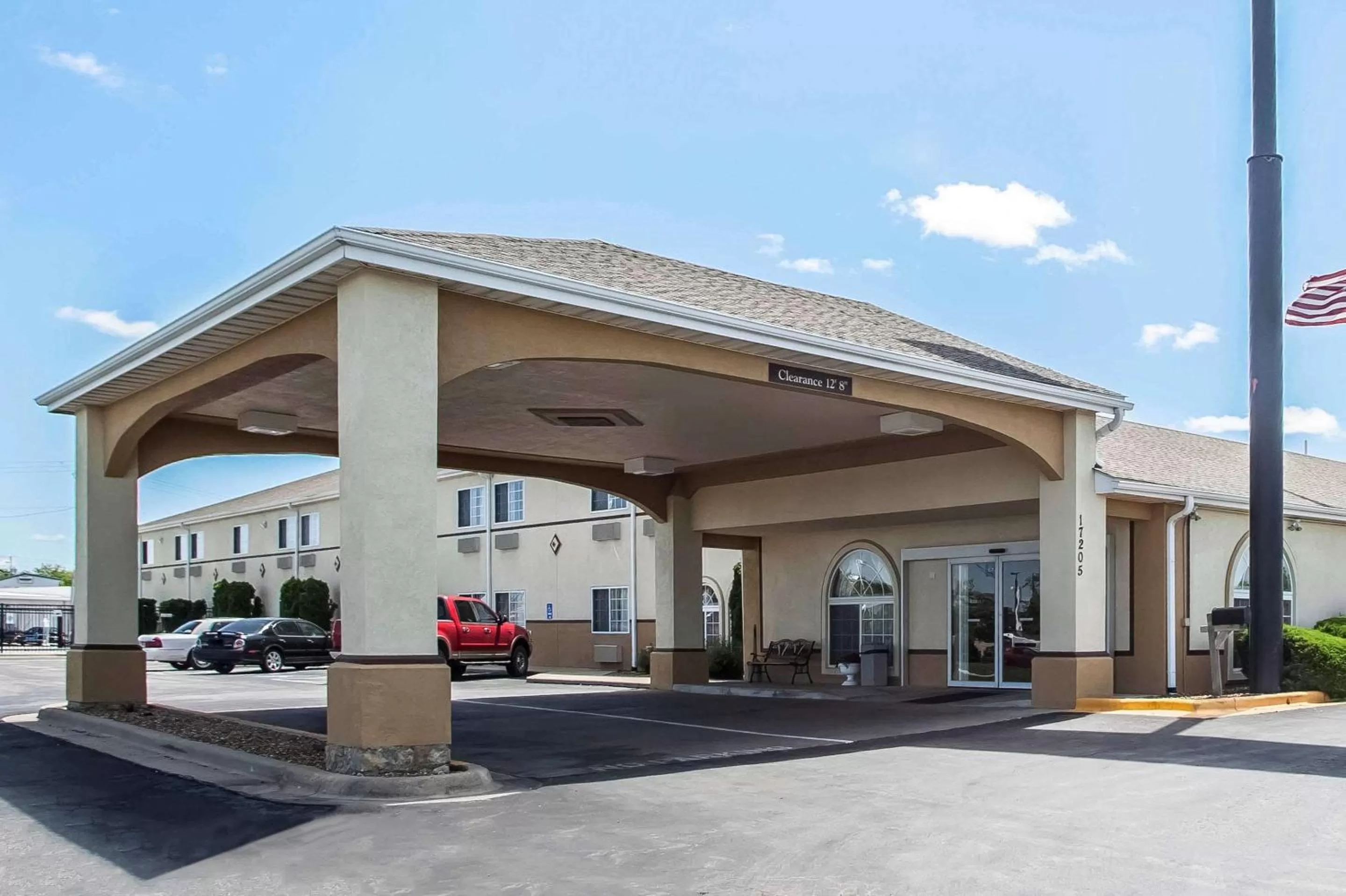 Property building in Quality Inn Belton - Kansas City South