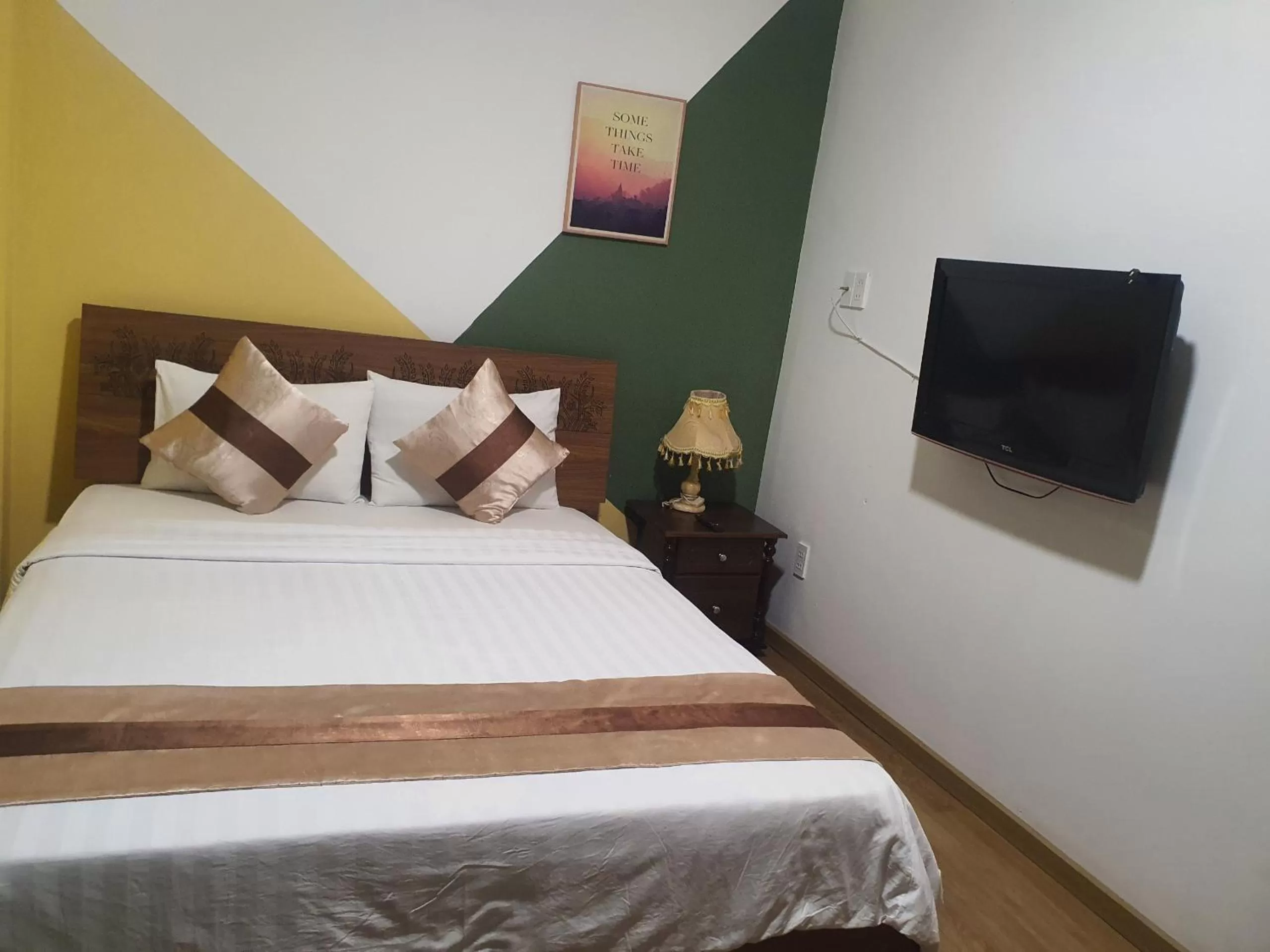 Bedroom, Bed in The 1- Tony saigon Hotel