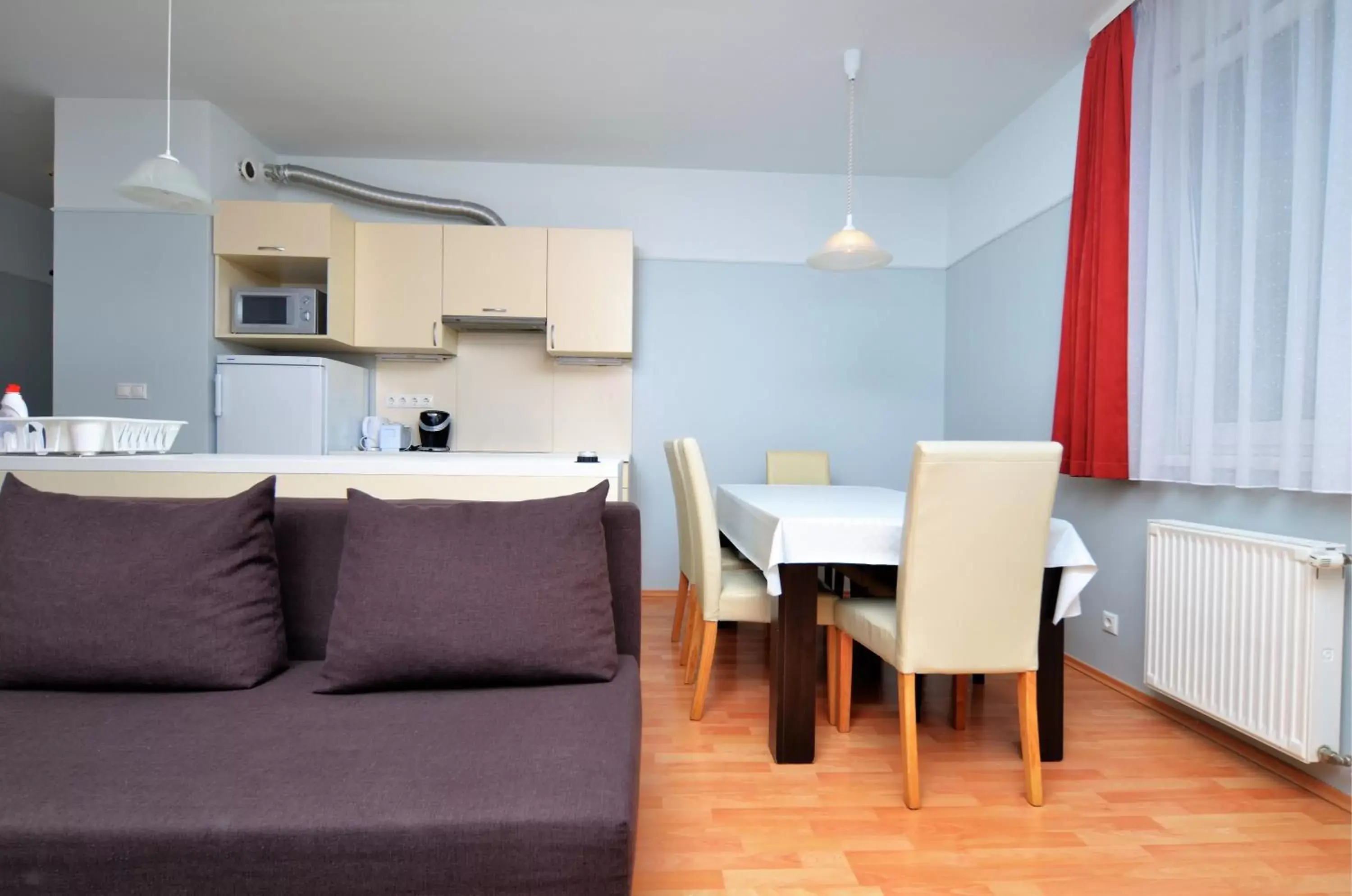 Kitchen or kitchenette, Dining Area in Agape Apartments