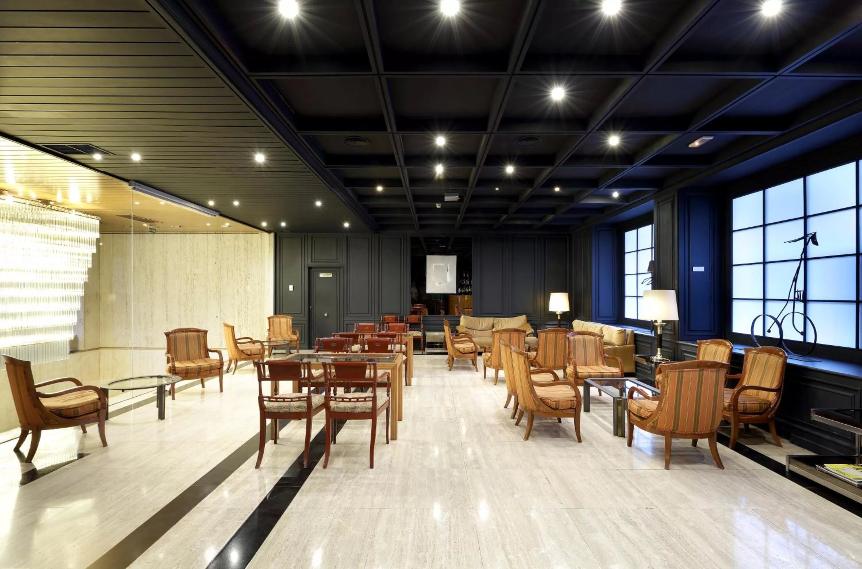 Communal lounge/ TV room in Crisol Puerta de Burgos