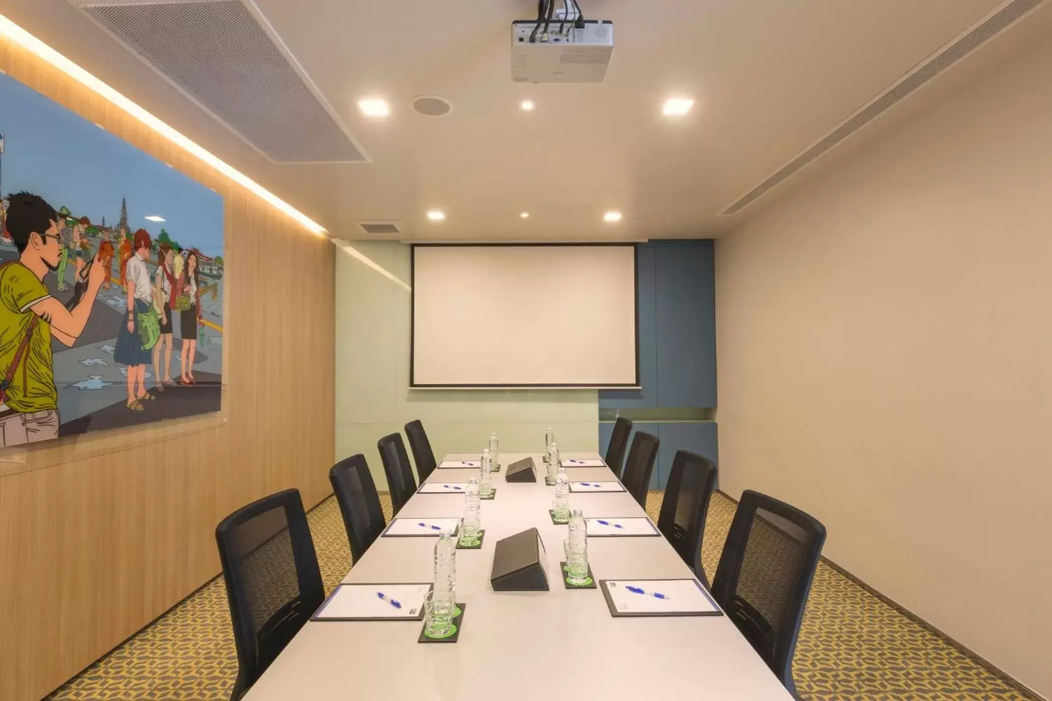Meeting/conference room in Holiday Inn Express Bangkok Sathorn, an IHG Hotel