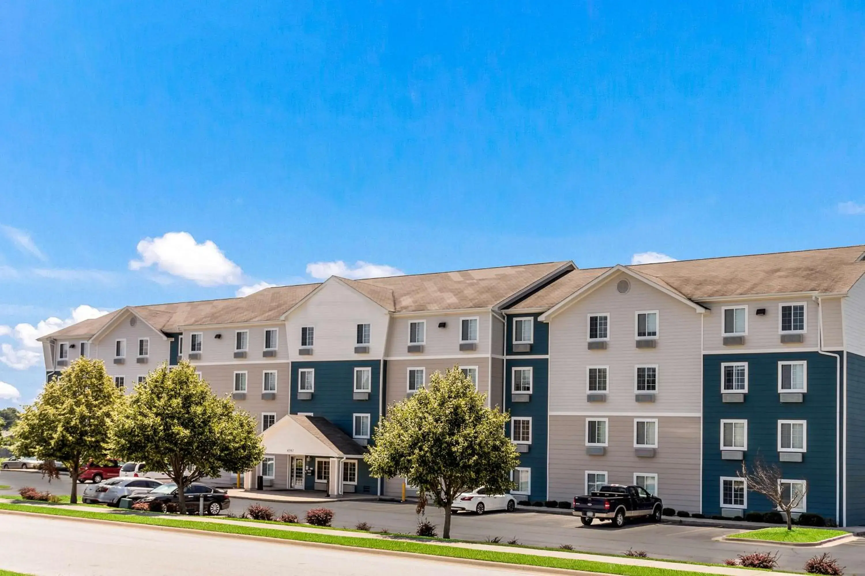 Property Building in Extended Stay America Select Suites - Springdale