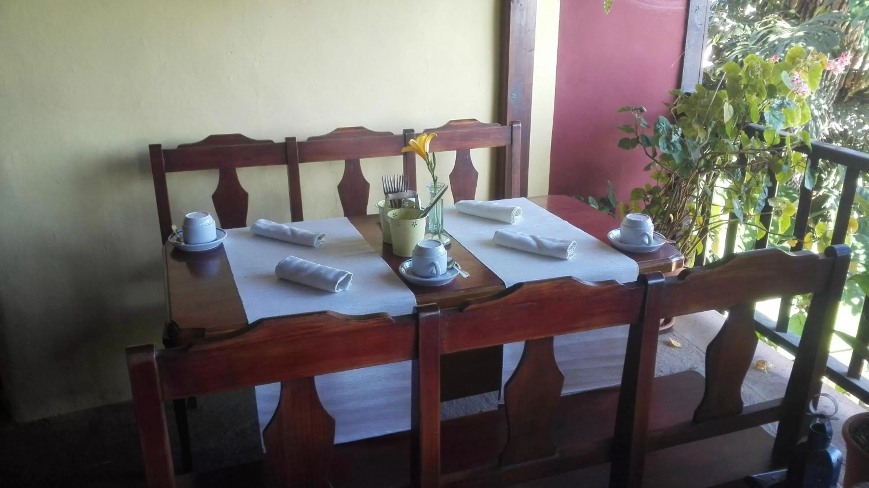 Restaurant/places to eat in Hotel Rural La Raya 1866