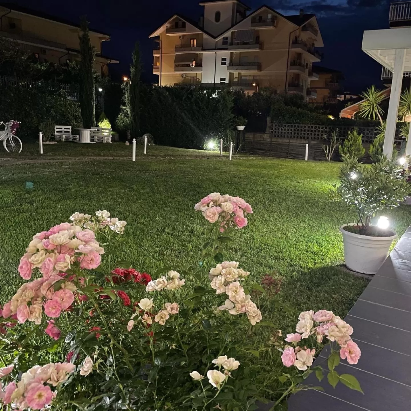 Property building in Hotel Le Ceramiche