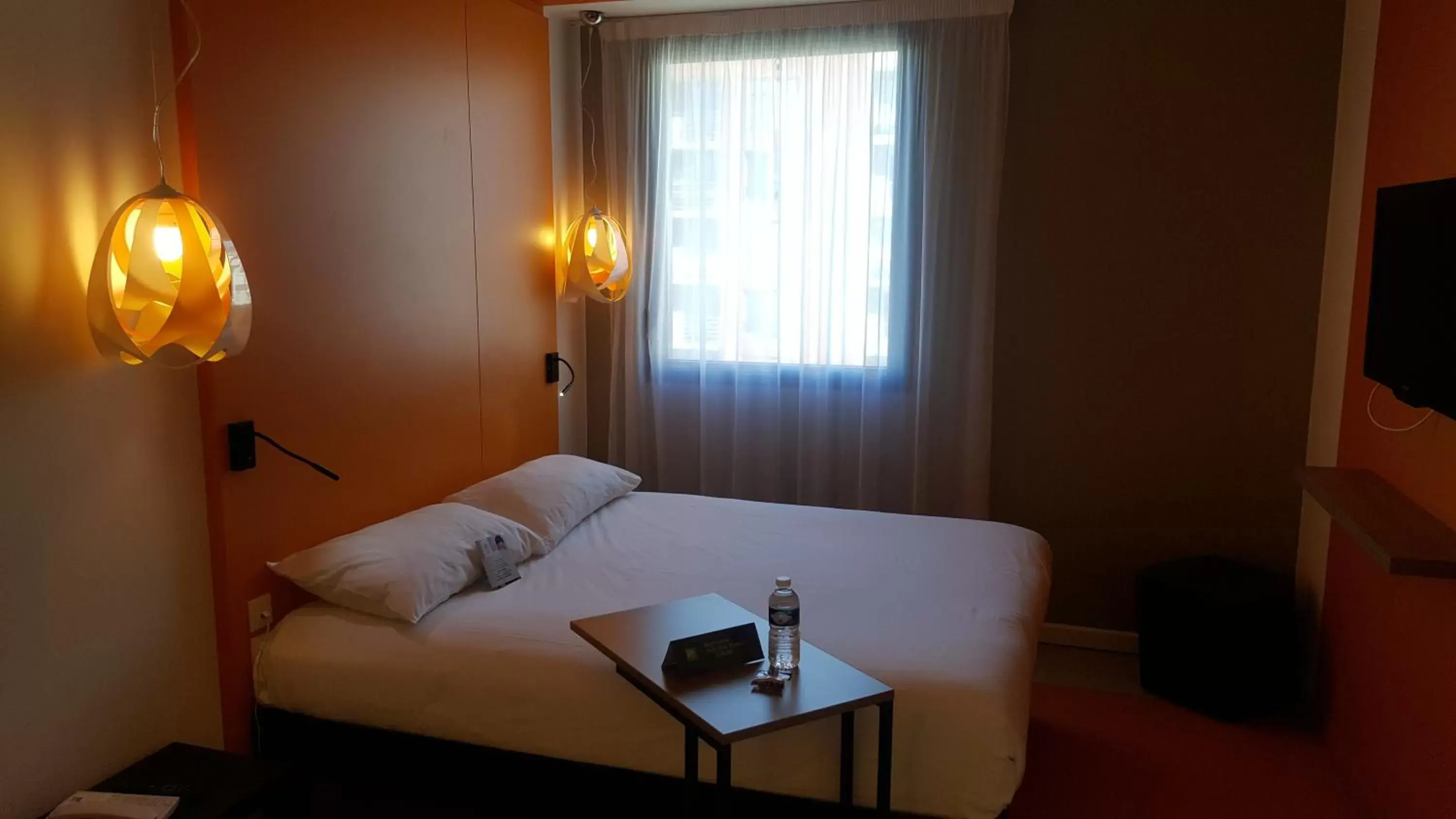 Bed in ibis Styles Nimes Gare Centre