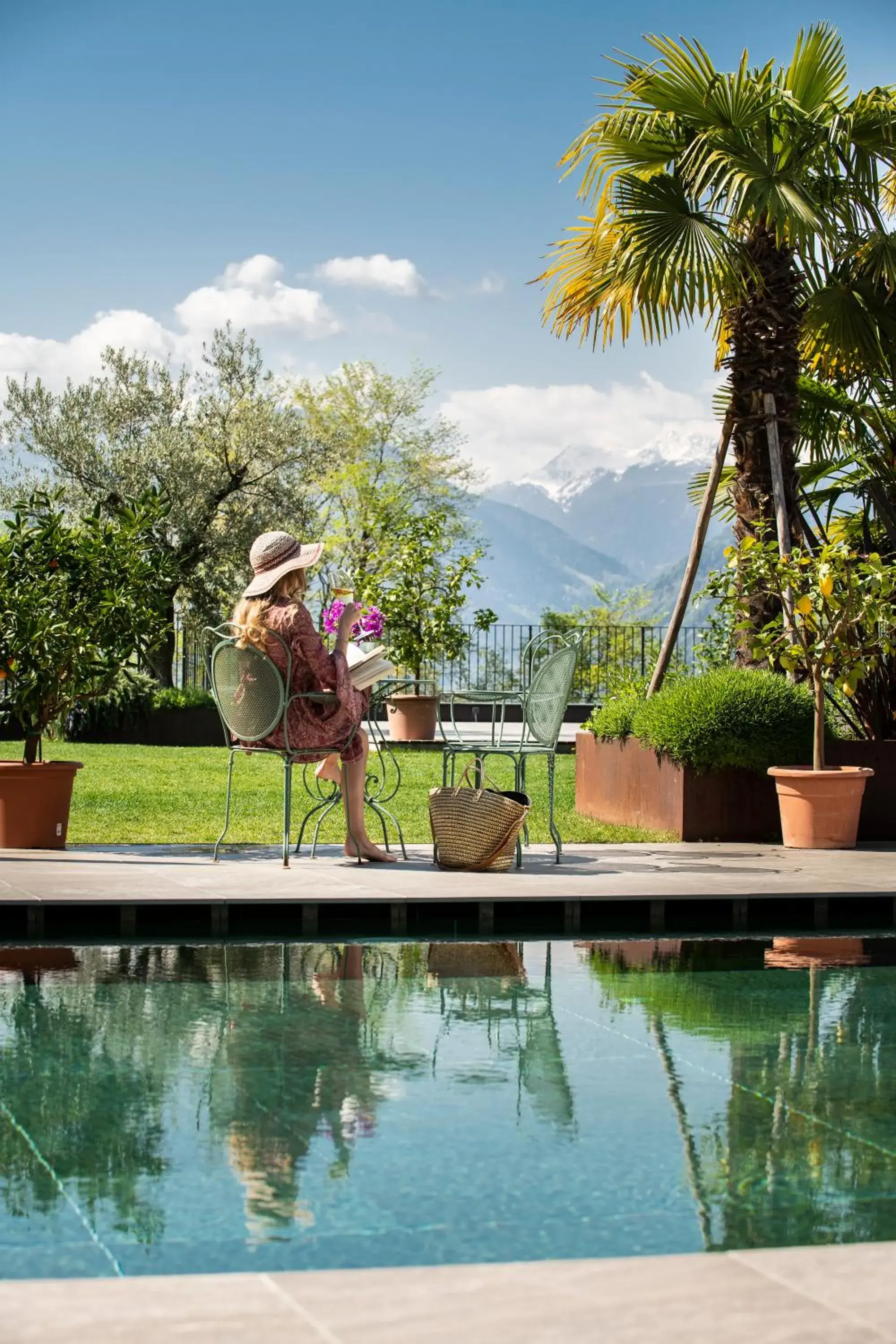 Swimming Pool in Hotel Der Weinmesser