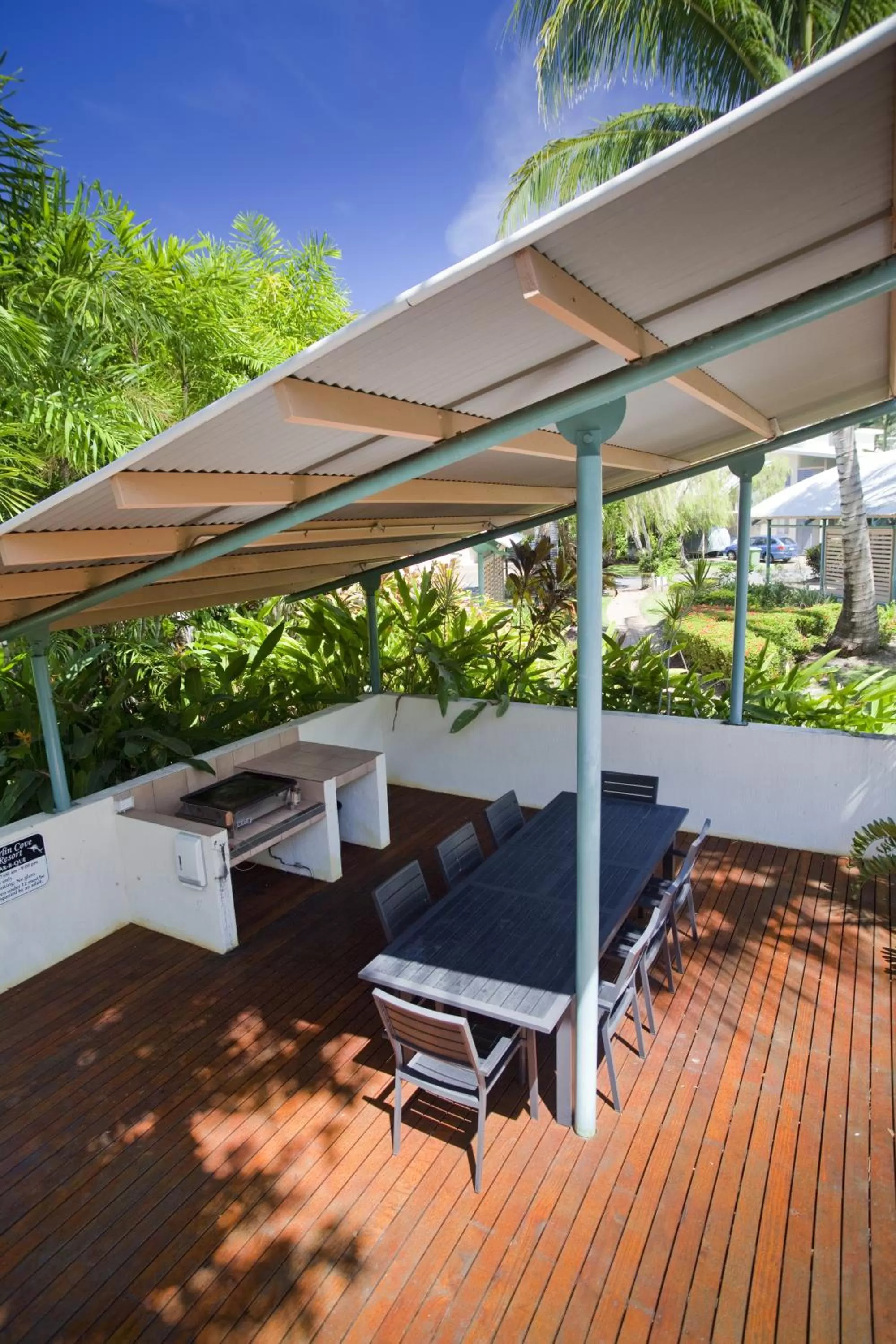 Day in Marlin Cove Holiday Resort