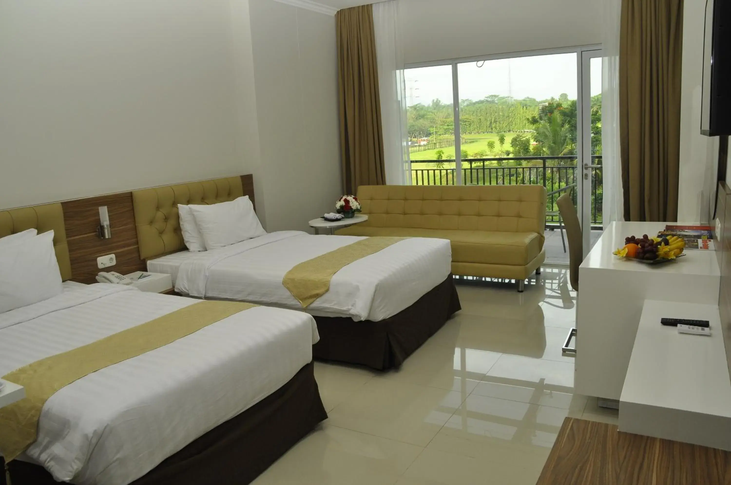 Bed in Lorin Sentul Hotel