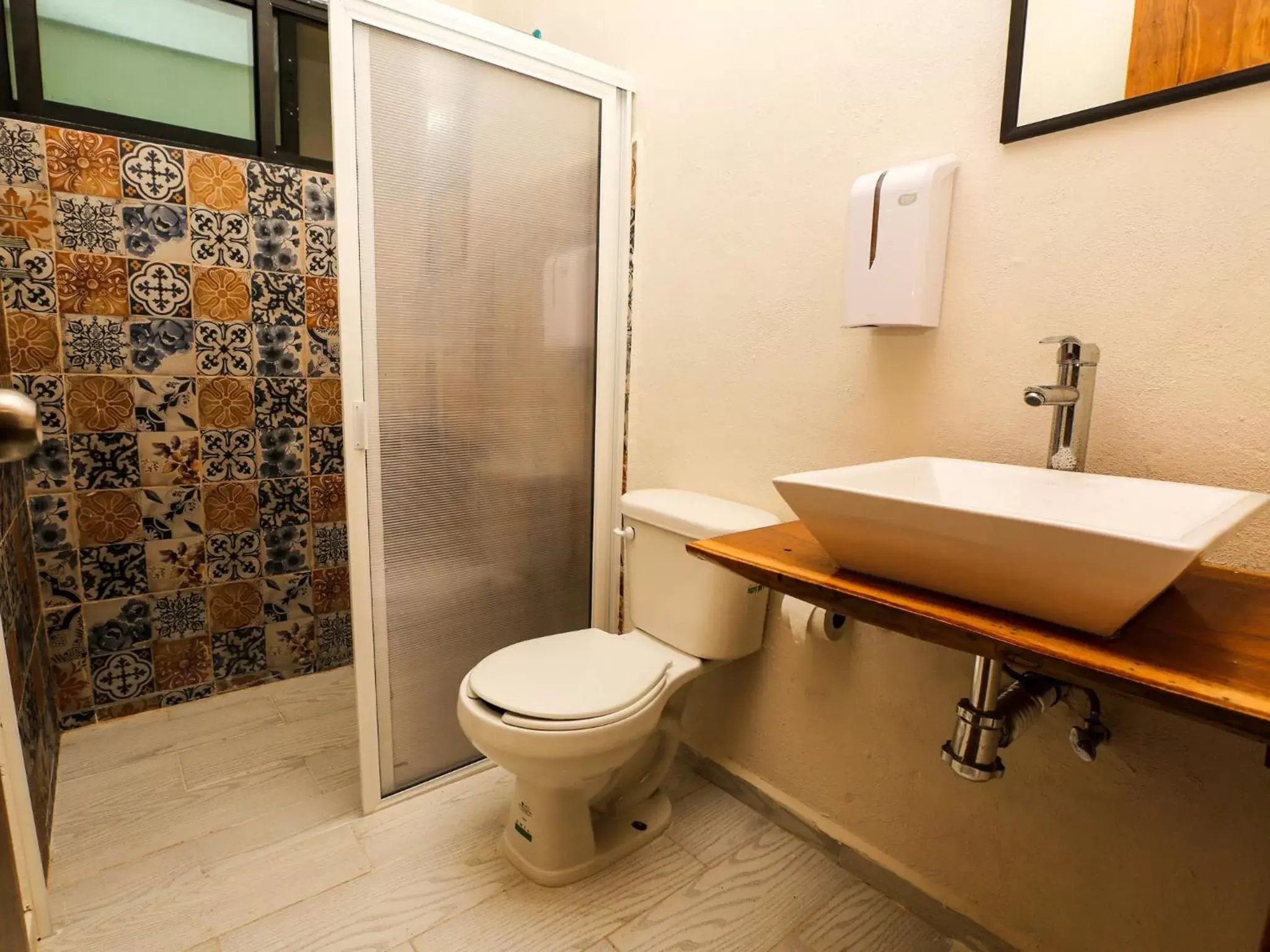 Bathroom in Hotel Maalob Che Bacalar by Rotamundos