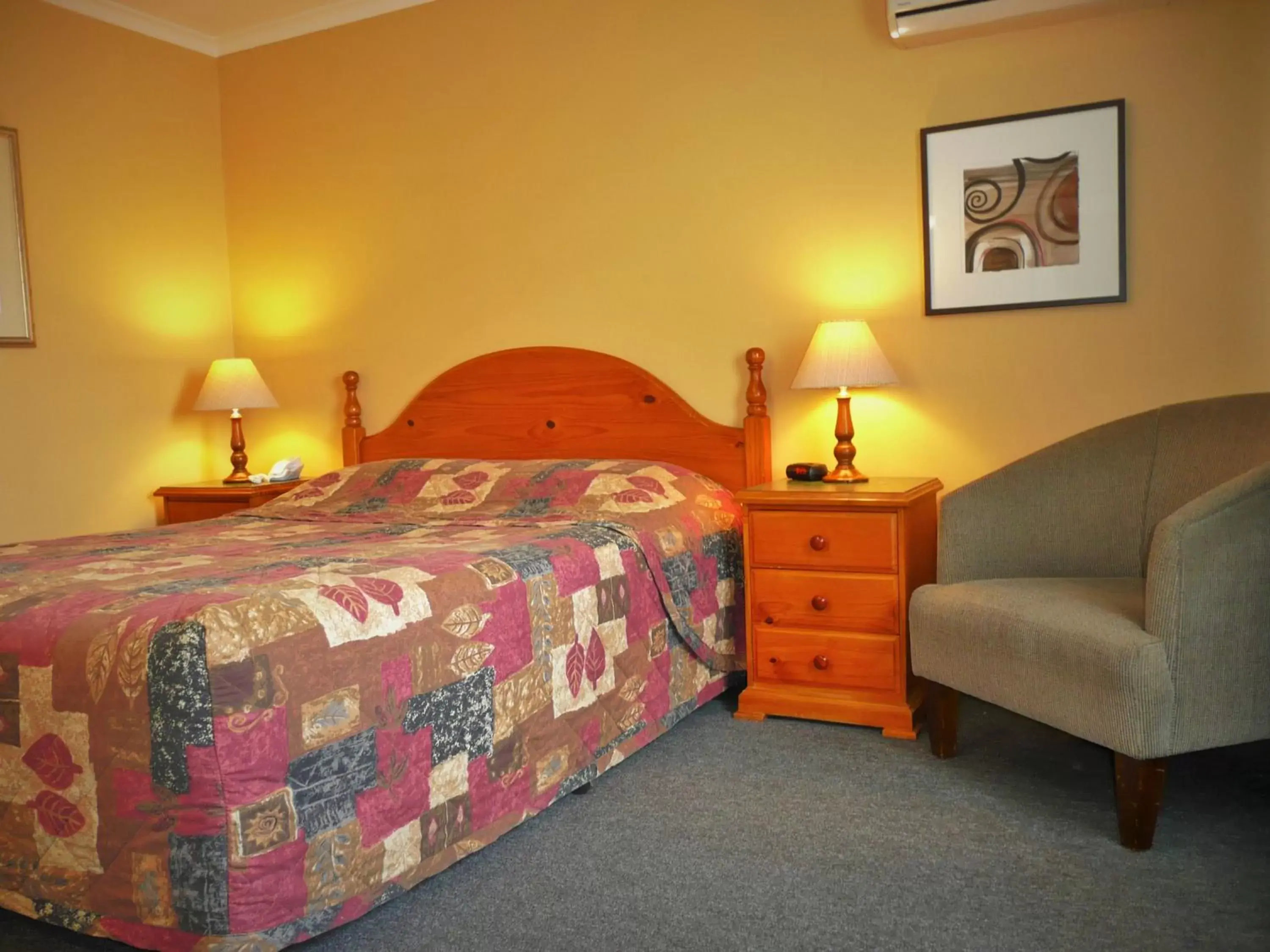 Bed in Parramatta City Motel