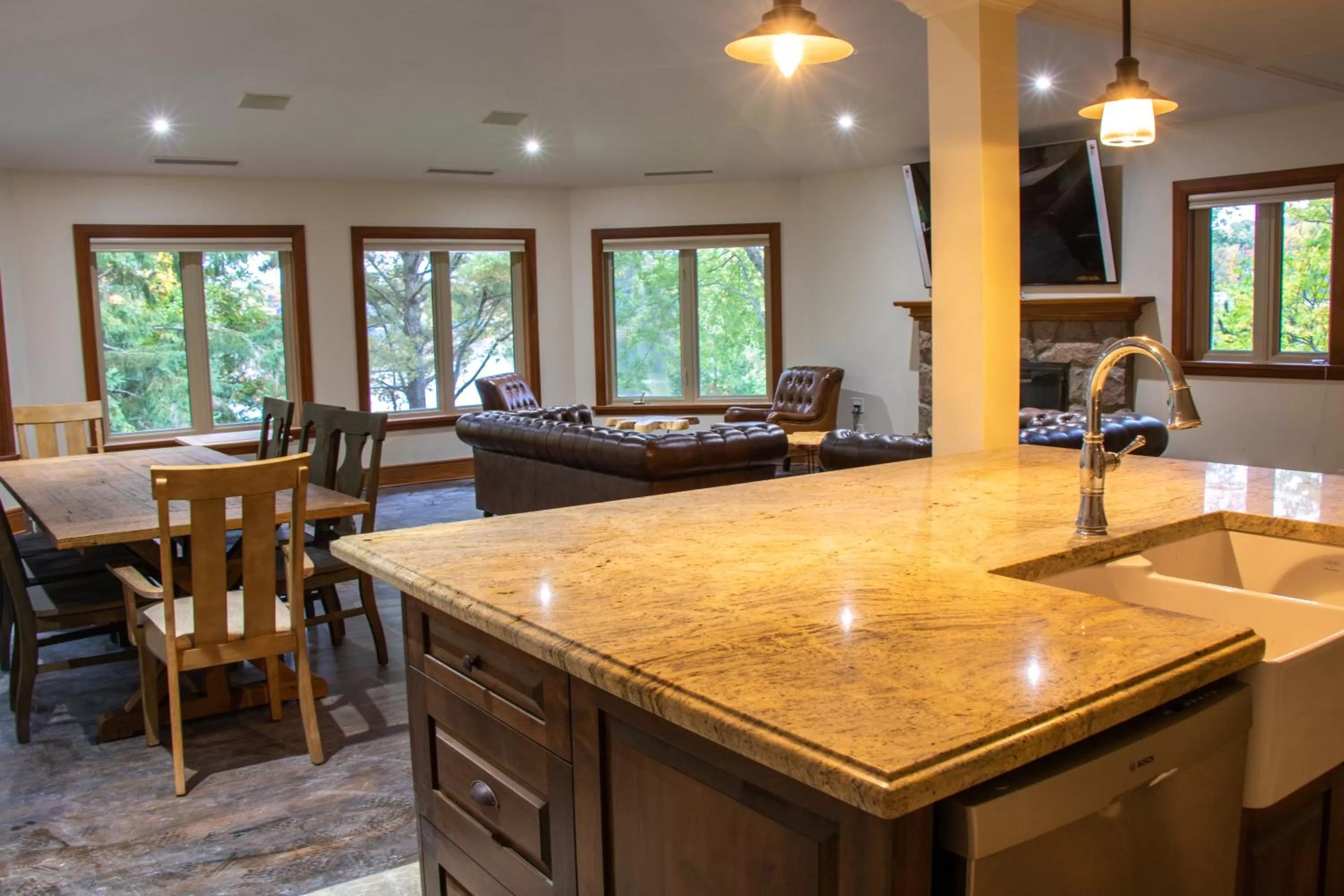 Living room in Fairy Bay Lakehouse
