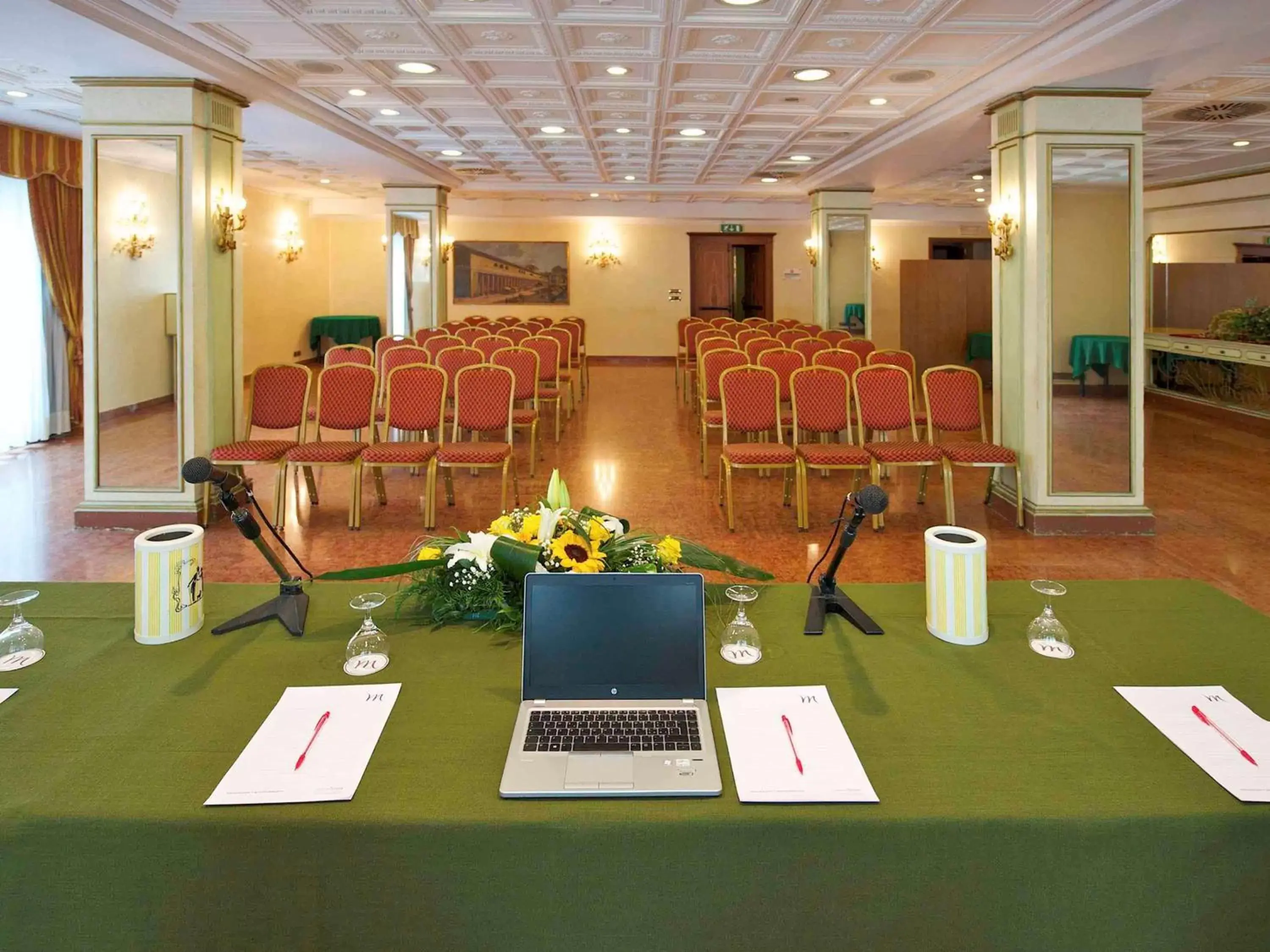 Meeting/conference room, Business Area/Conference Room in Mercure Parma Stendhal