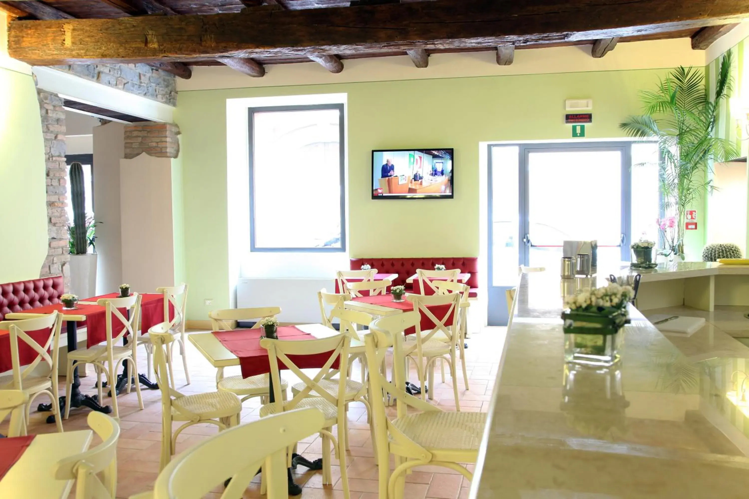 Restaurant/Places to Eat in Hotel Borgo Antico