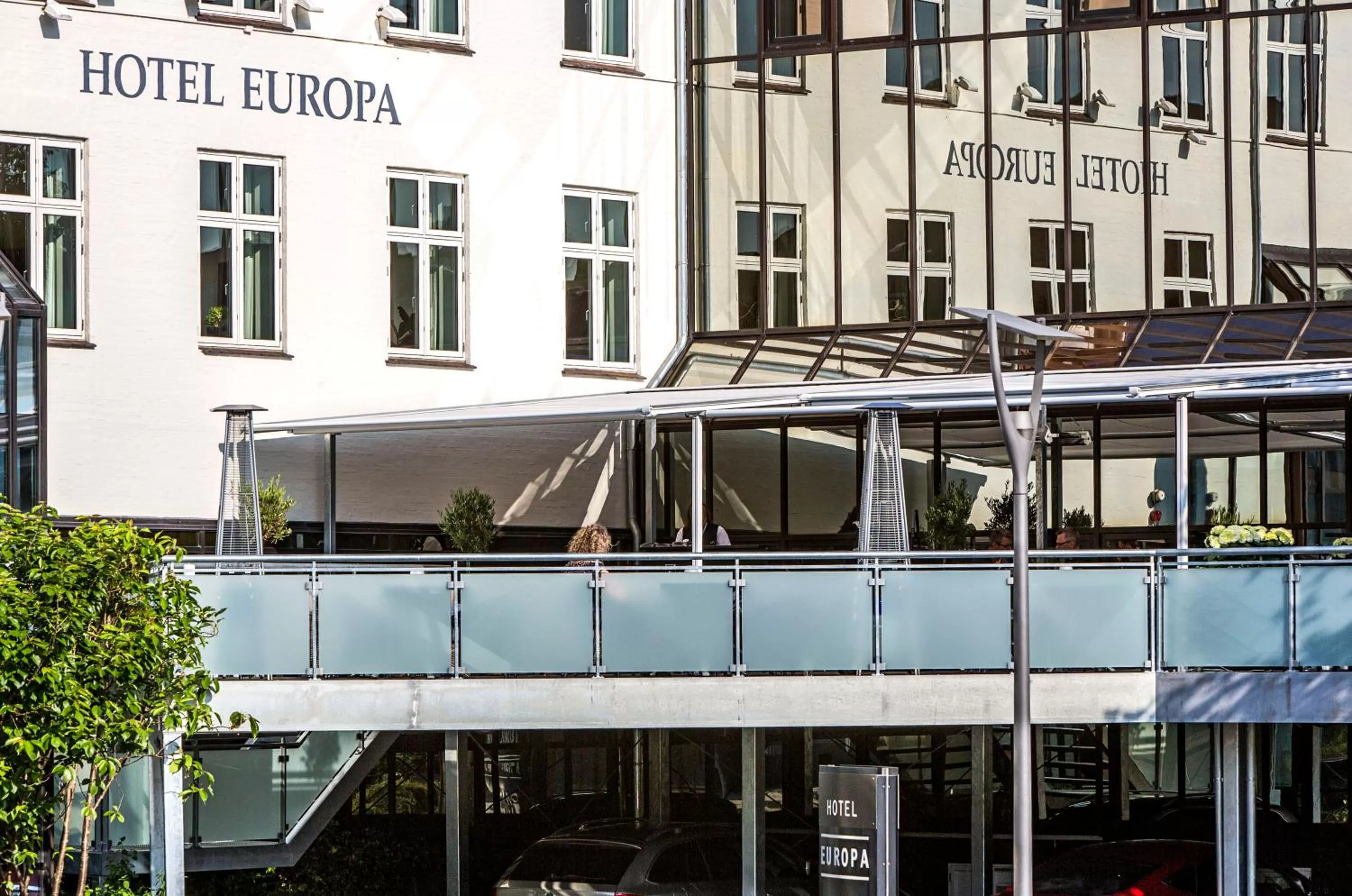 Facade/entrance in Hotel Europa