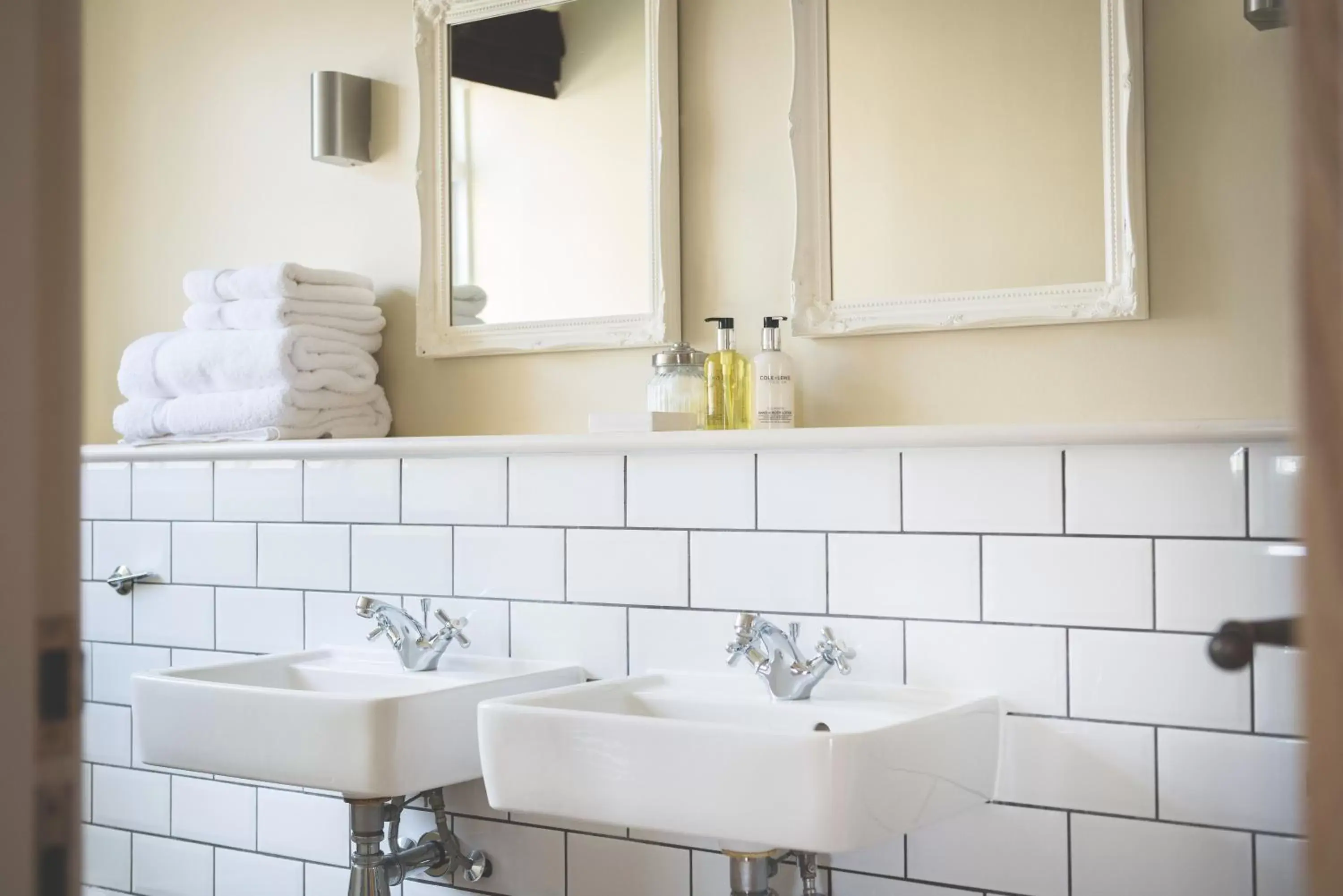 Bathroom in The Globe