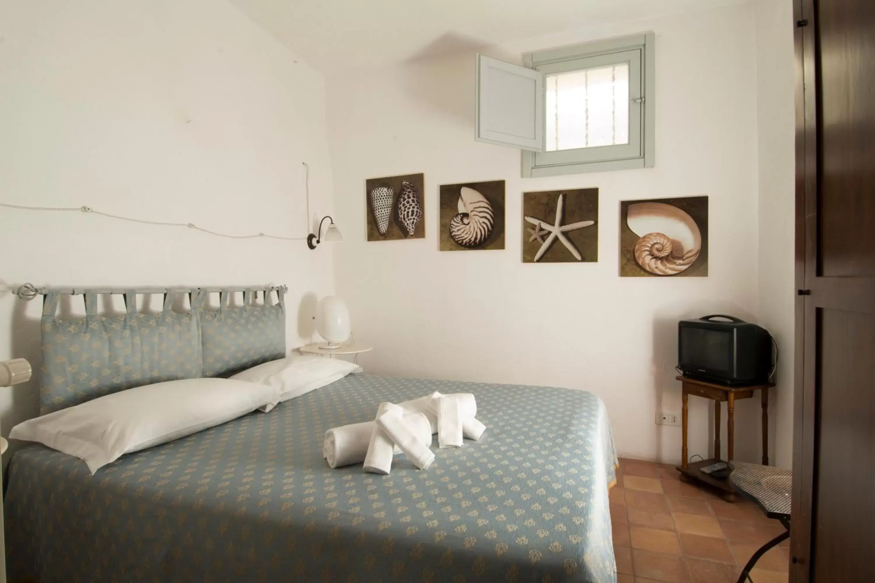 Bedroom in Dei Serafini