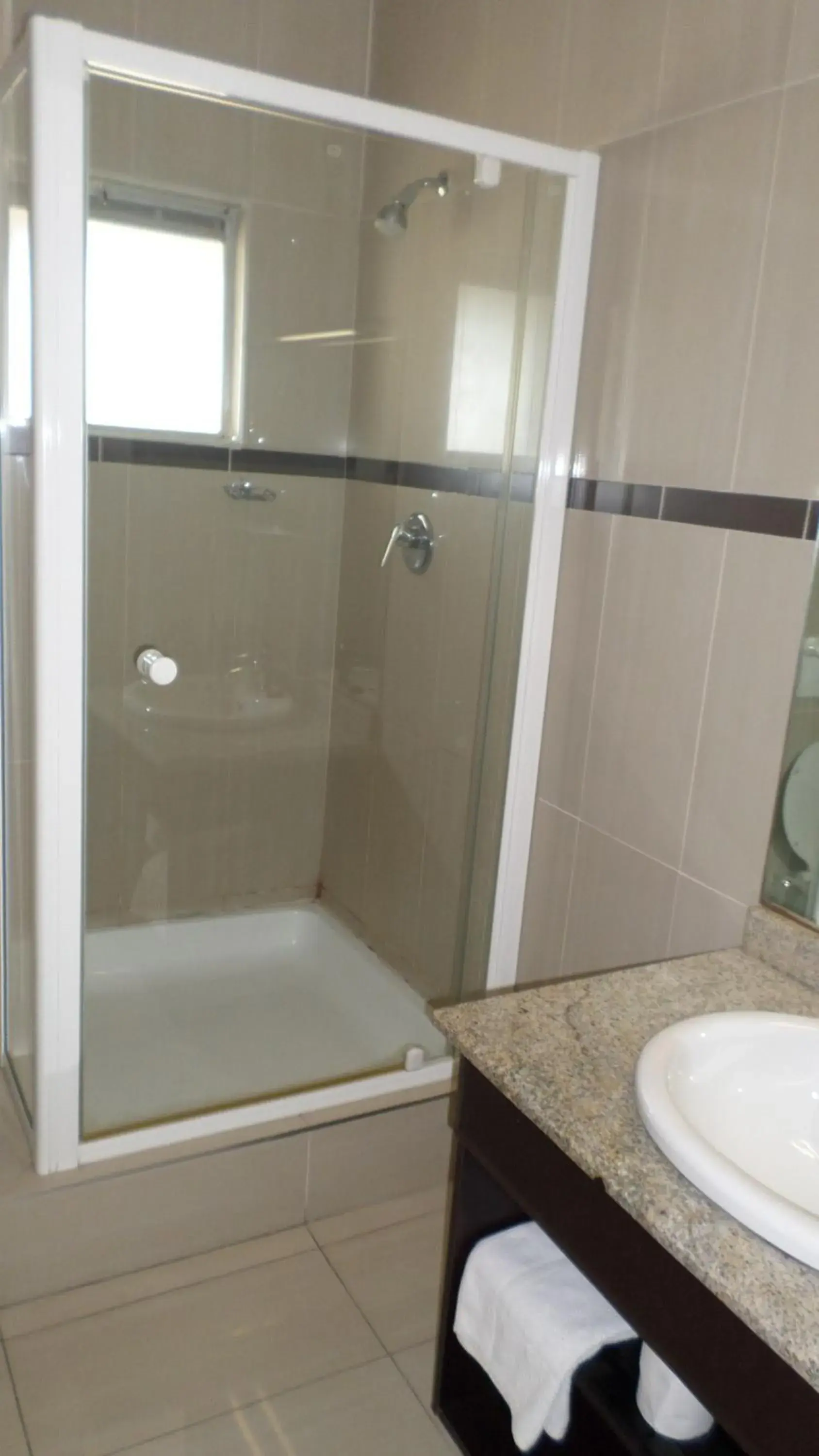 Shower, Bathroom in Coastlands Durban Self Catering Holiday Apartments