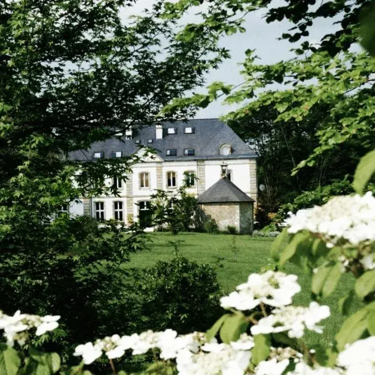 Facade/entrance, Property Building in Manoir des Indes, The Originals Relais (Relais du Silence)