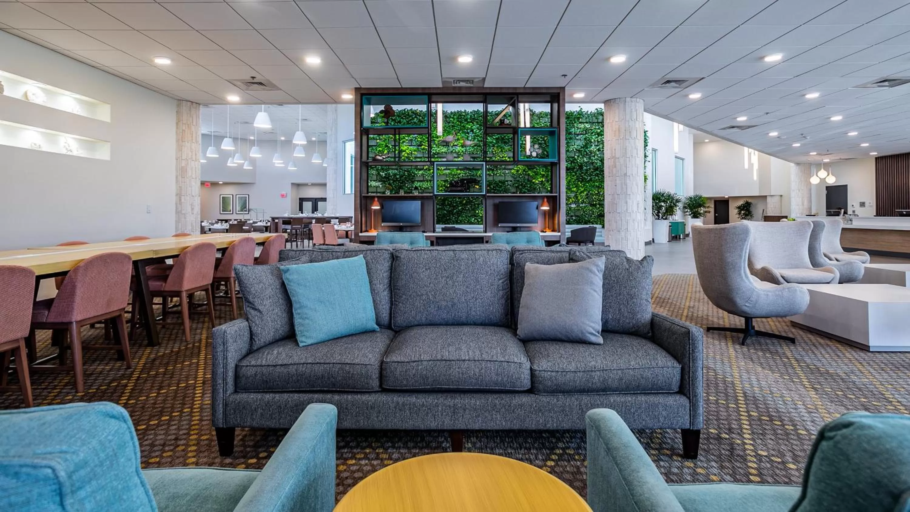 Property building in Holiday Inn Panama City by IHG